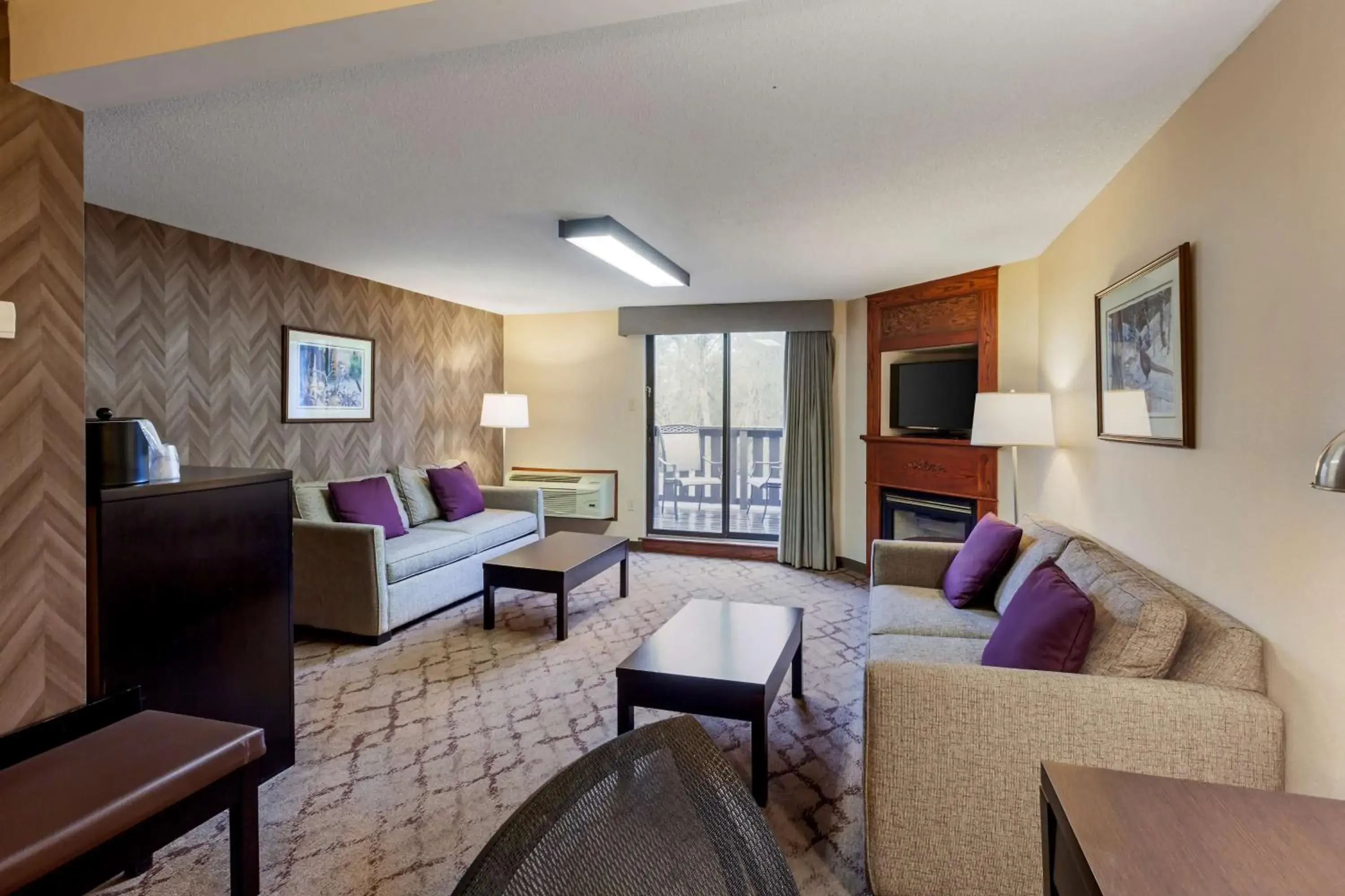 Bedroom in Best Western Plus Otonabee Inn Bedroom in Best Western Plus Otonabee Inn