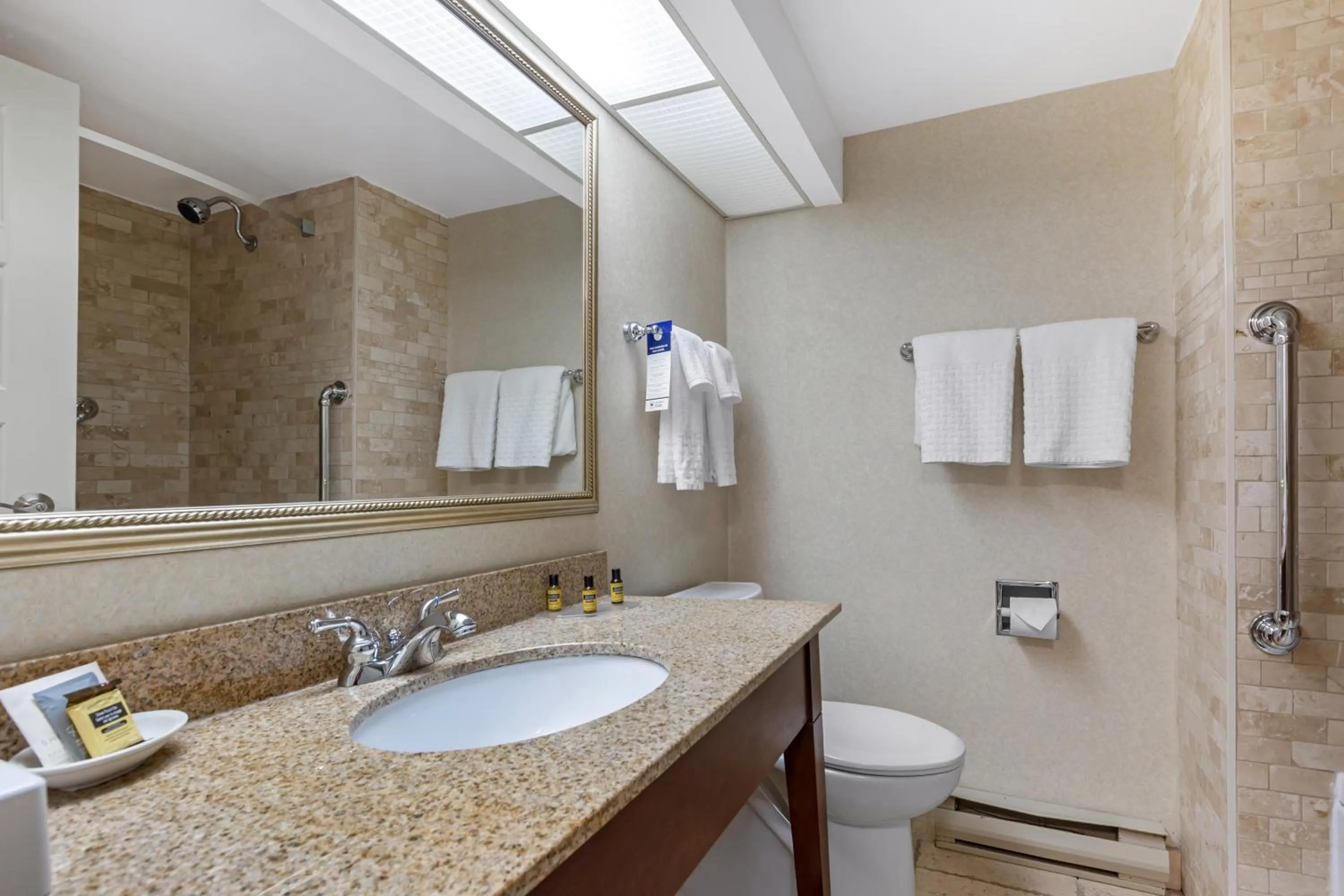 Bathroom in Best Western Plus Otonabee Inn