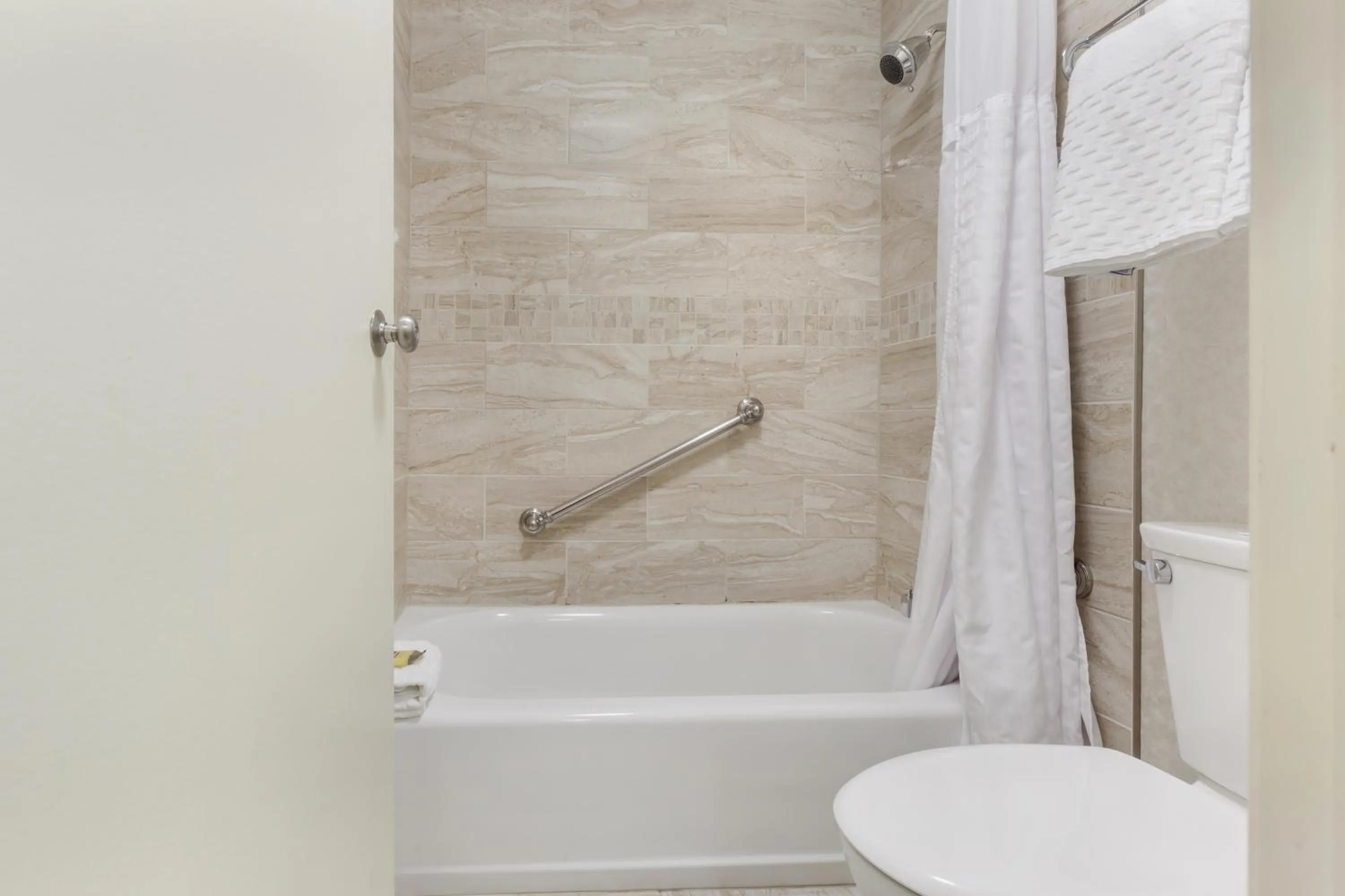 Bathroom in Best Western Plus Otonabee Inn