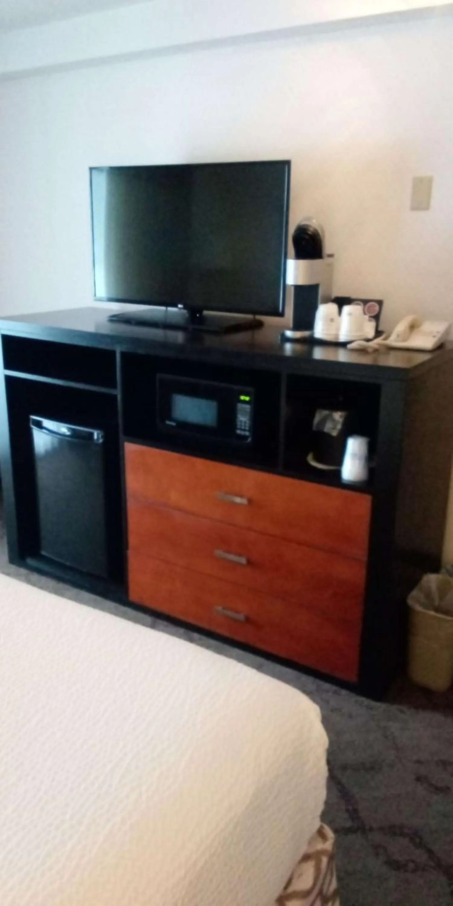 Other, Bed in Best Western Plus Otonabee Inn