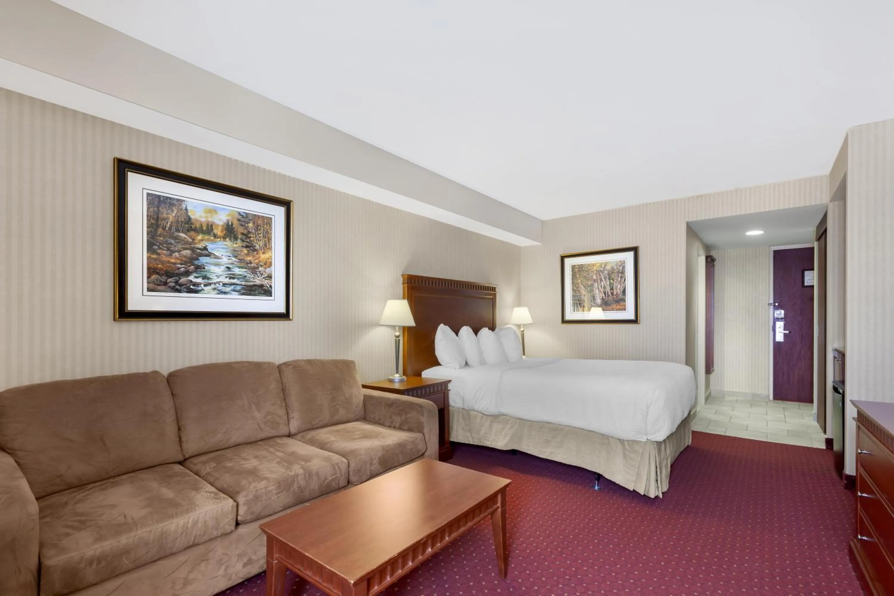 Bedroom, Bed in Best Western Plus Otonabee Inn
