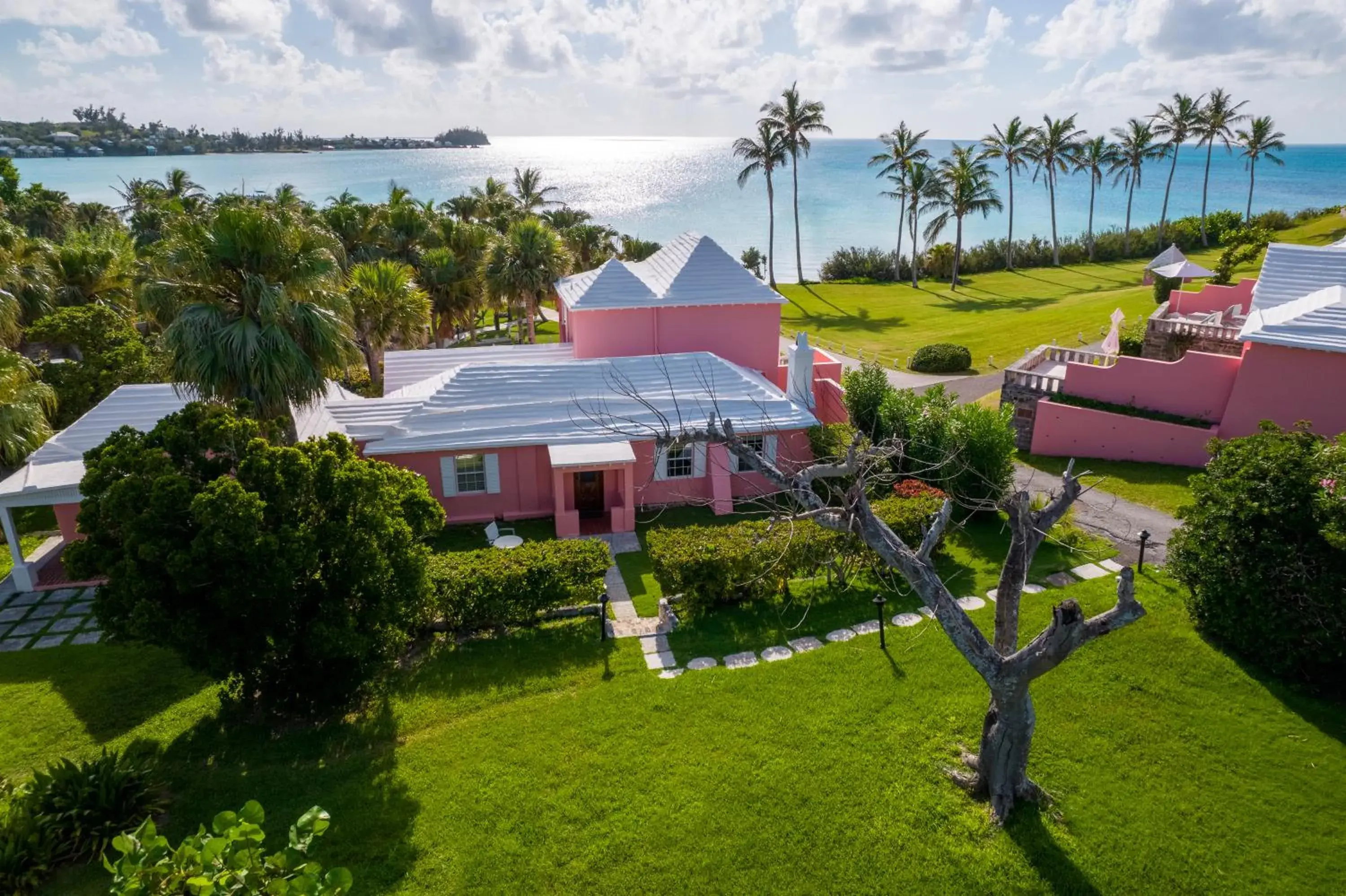 Facade/entrance in Cambridge Beaches Resort and Spa Facade/entrance in Cambridge Beaches Resort and Spa