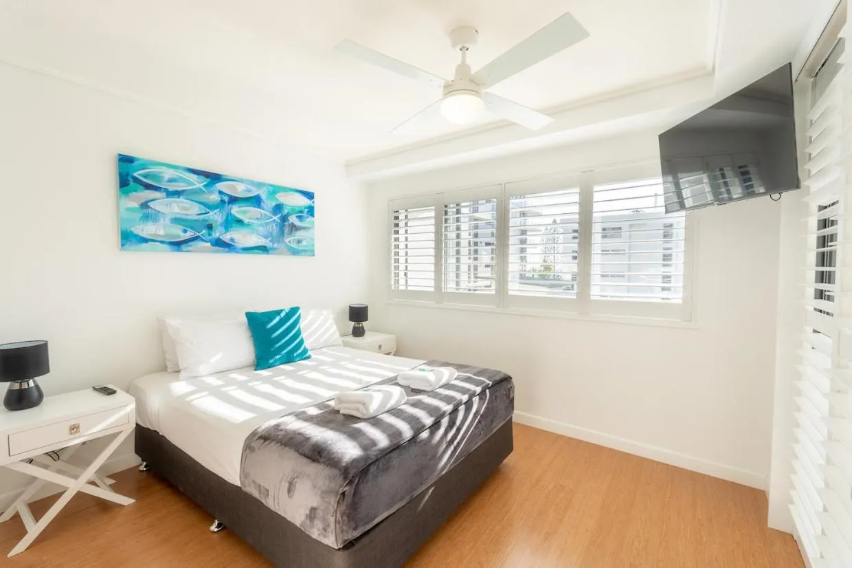 Bed in Seamark on First