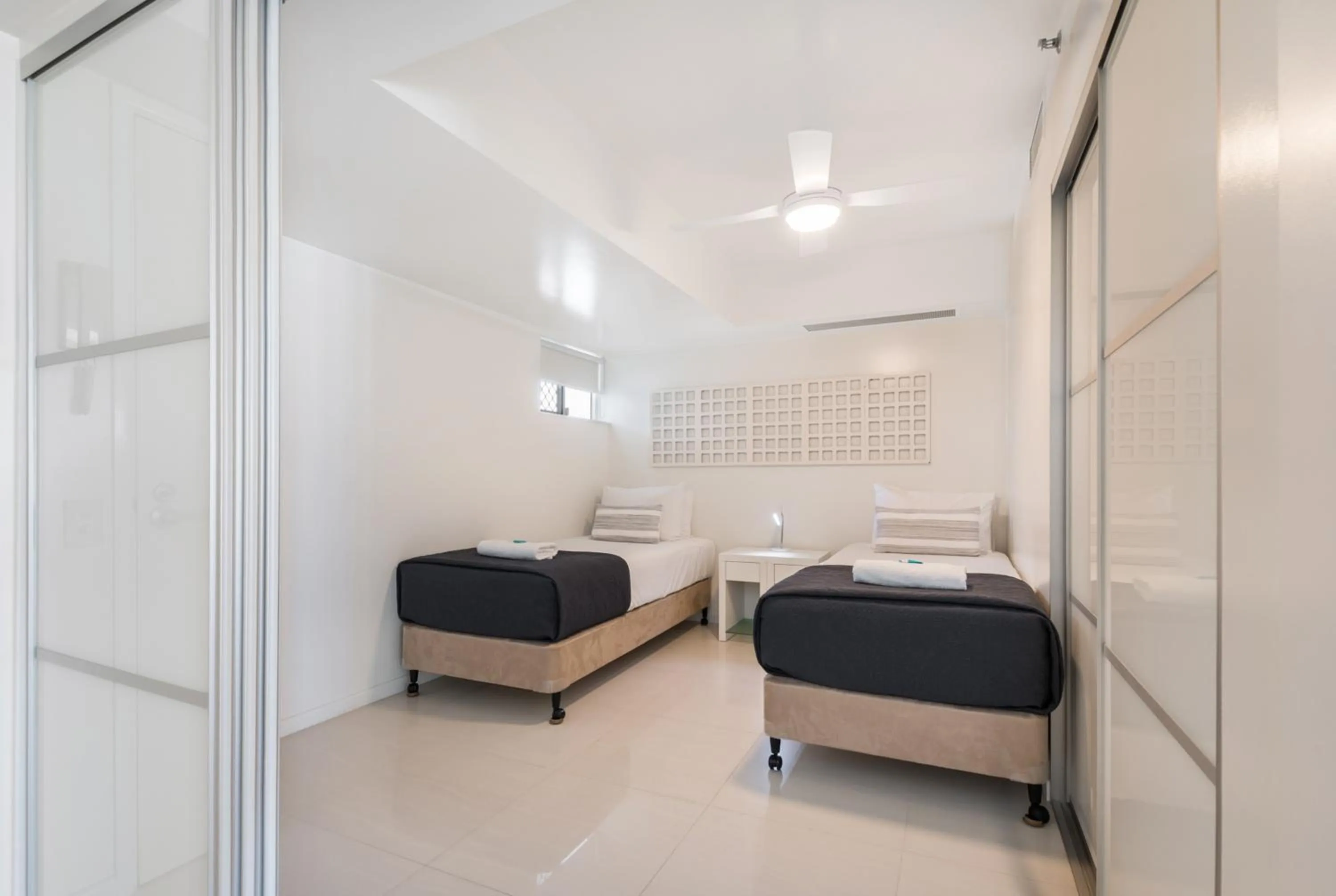 Bed in Seamark on First