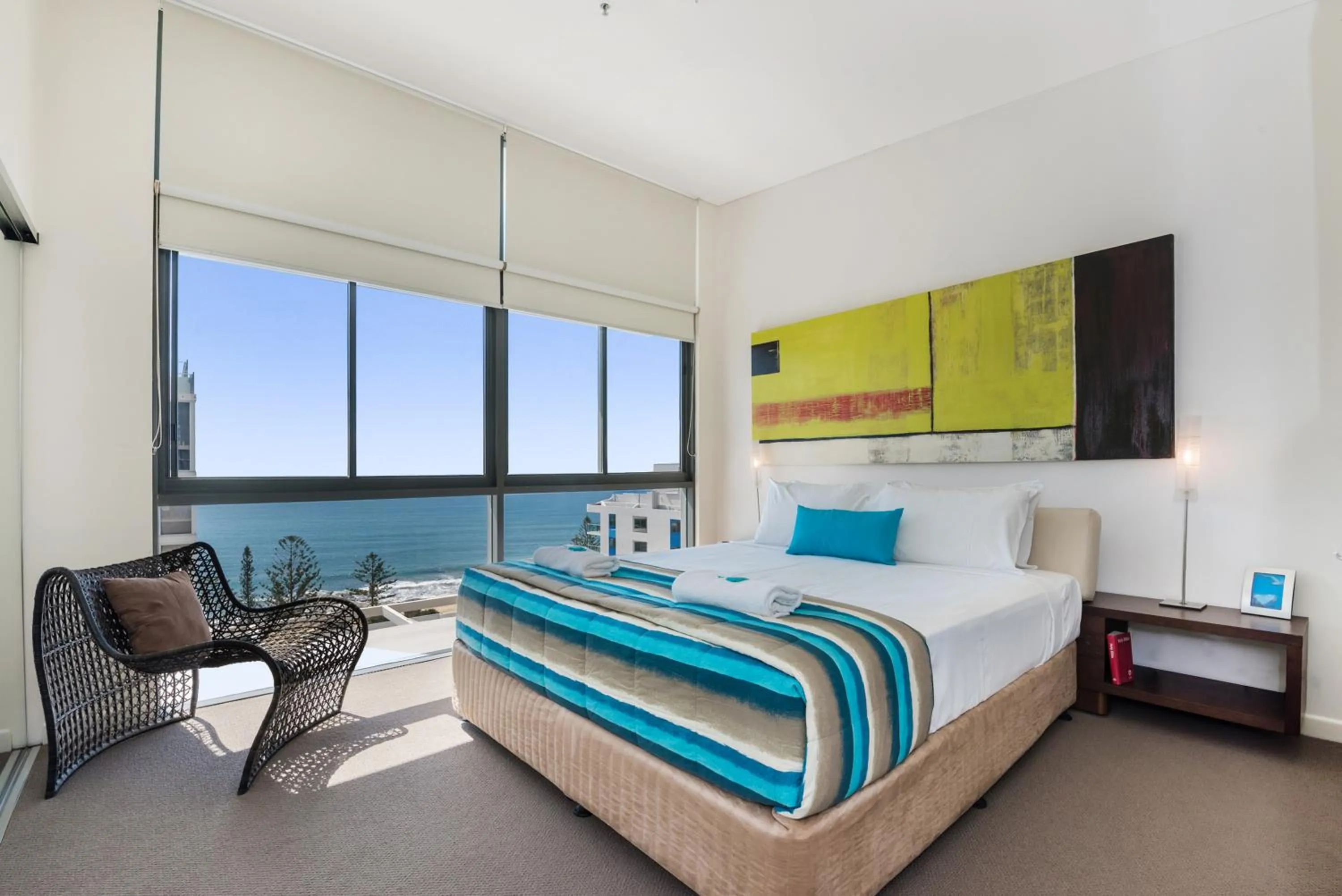 Bed in Seamark on First