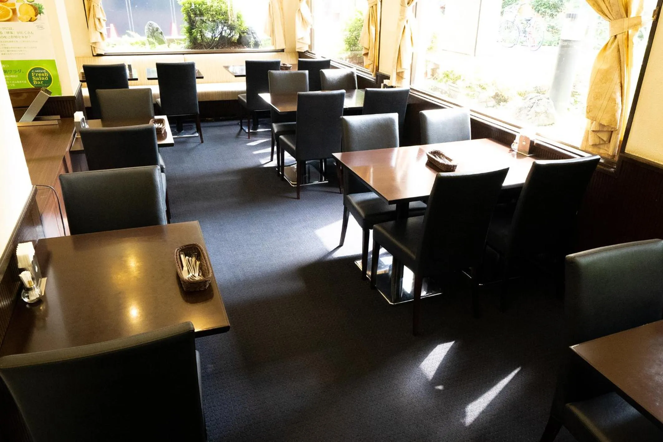 Restaurant/places to eat in Hotel Sunlite Shinjuku