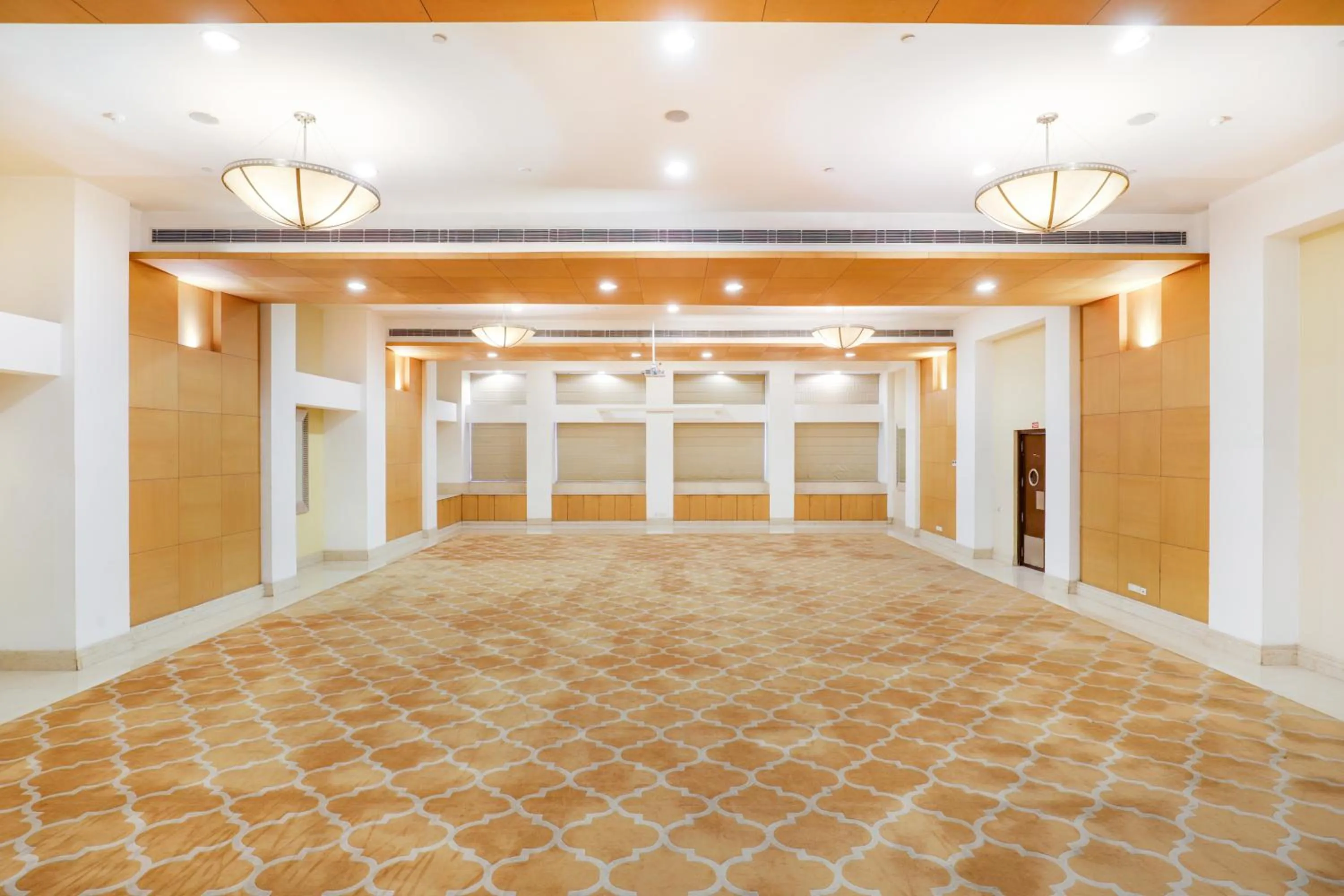 Banquet/Function facilities in Lemon Tree Premier 1, Gurugram