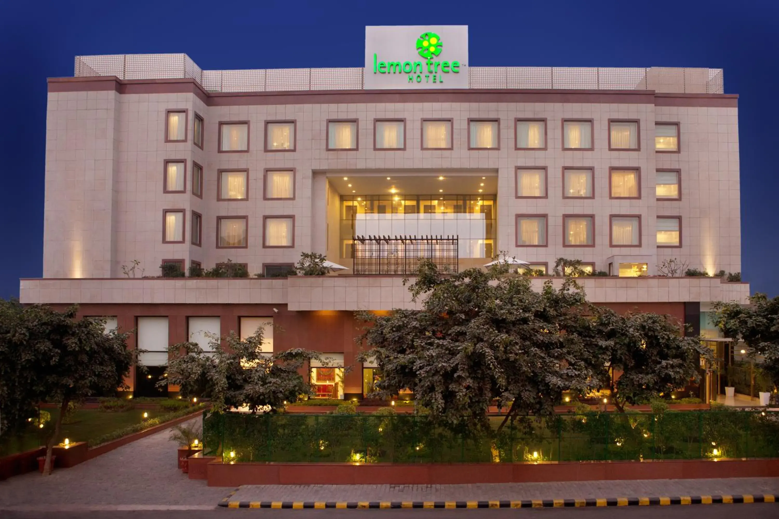 Facade/entrance in Lemon Tree Premier 1, Gurugram Facade/entrance in Lemon Tree Premier 1, Gurugram