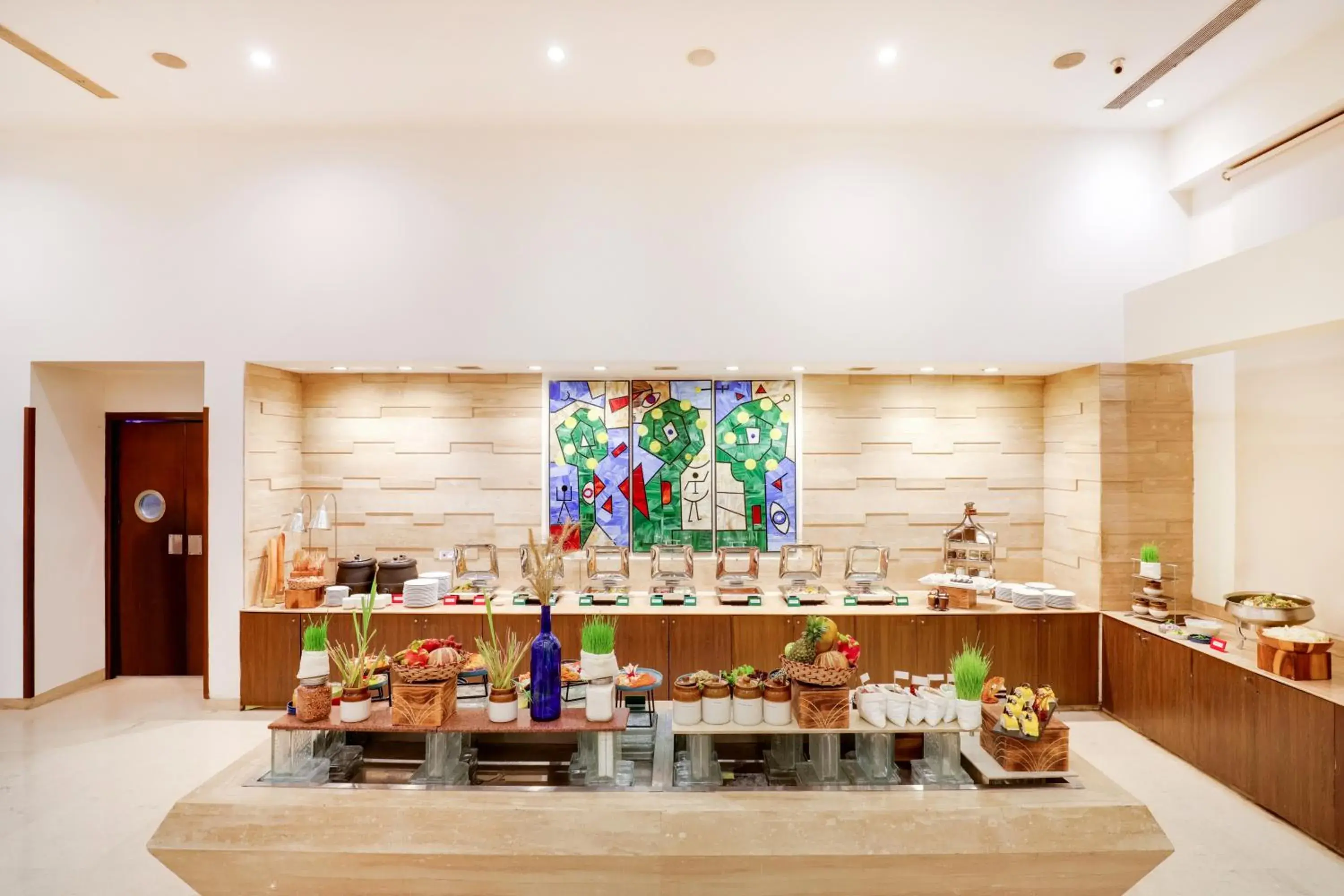 Food and drinks in Lemon Tree Premier 1, Gurugram Food and drinks in Lemon Tree Premier 1, Gurugram