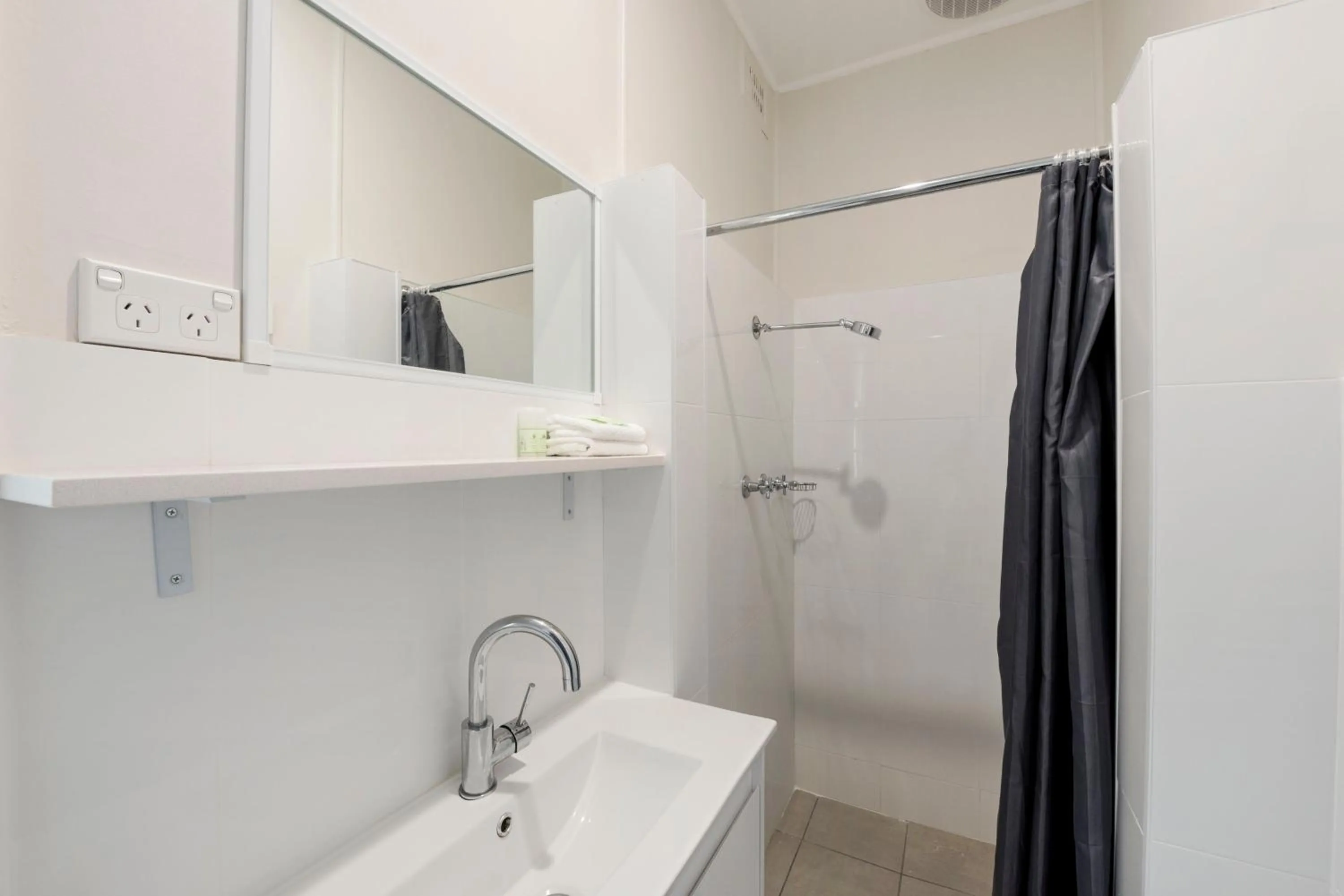 Bathroom in Port Macquarie Motel