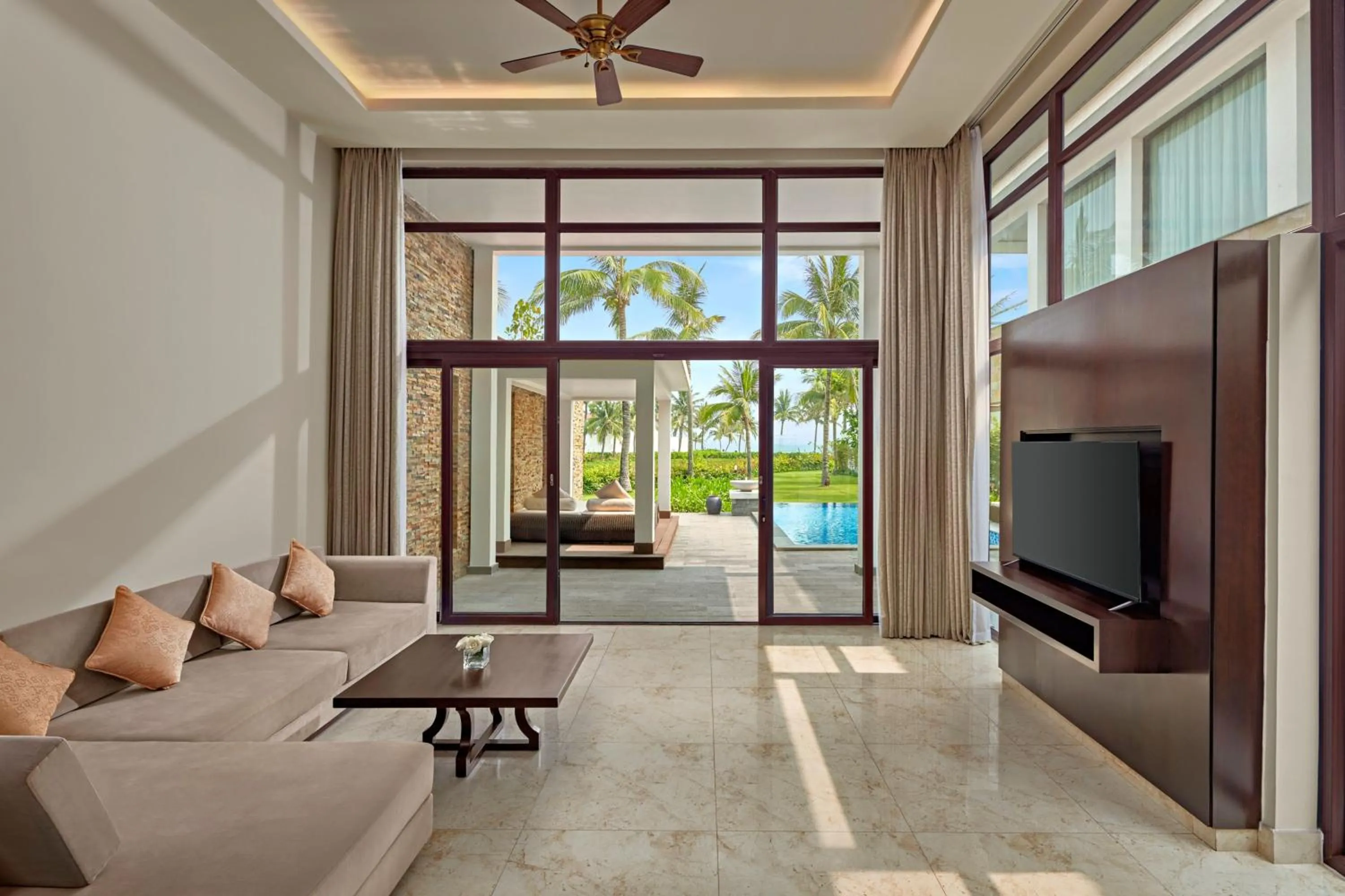 Living room in Danang Marriott Resort & Spa