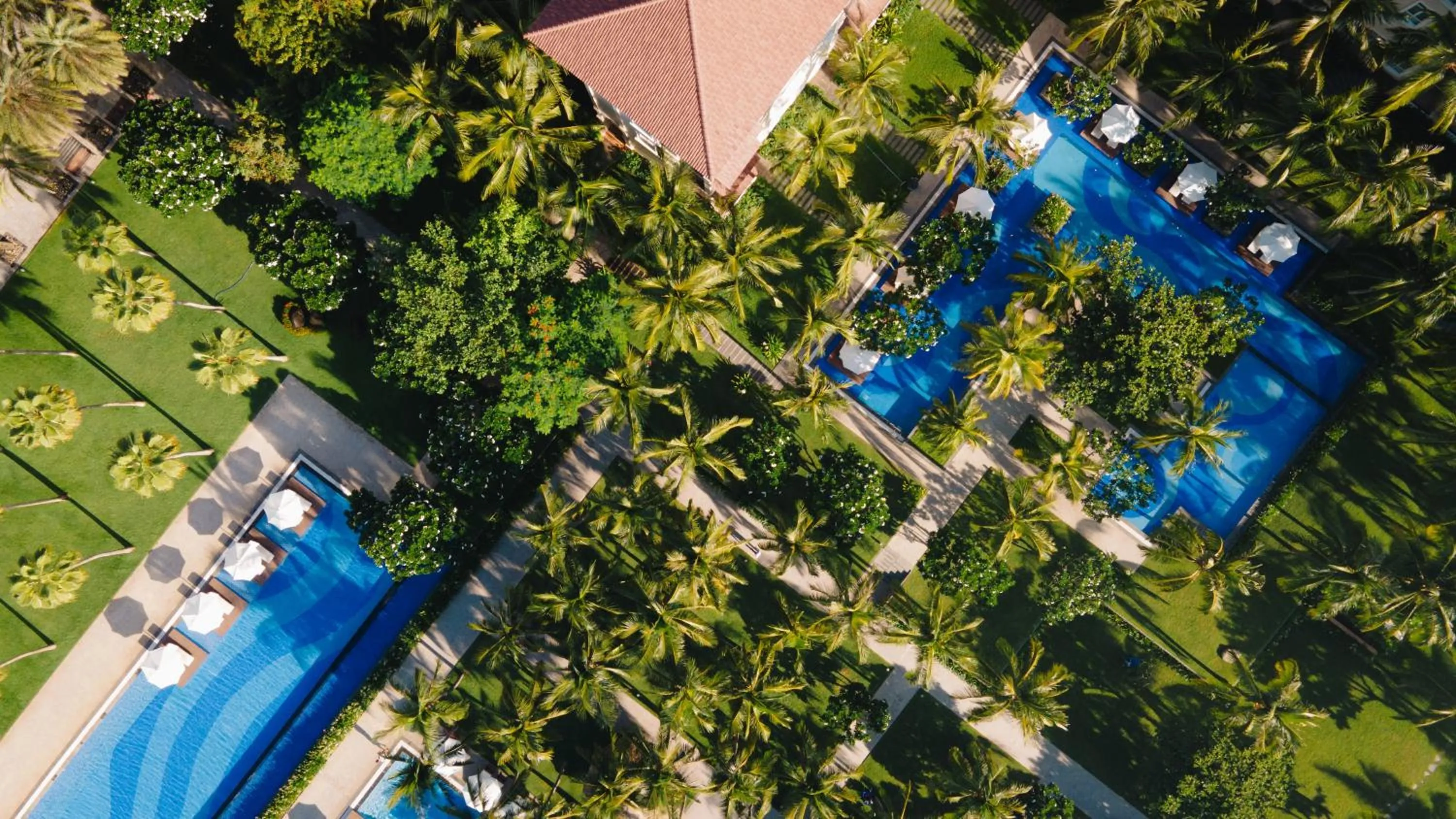 Swimming pool in Danang Marriott Resort & Spa
