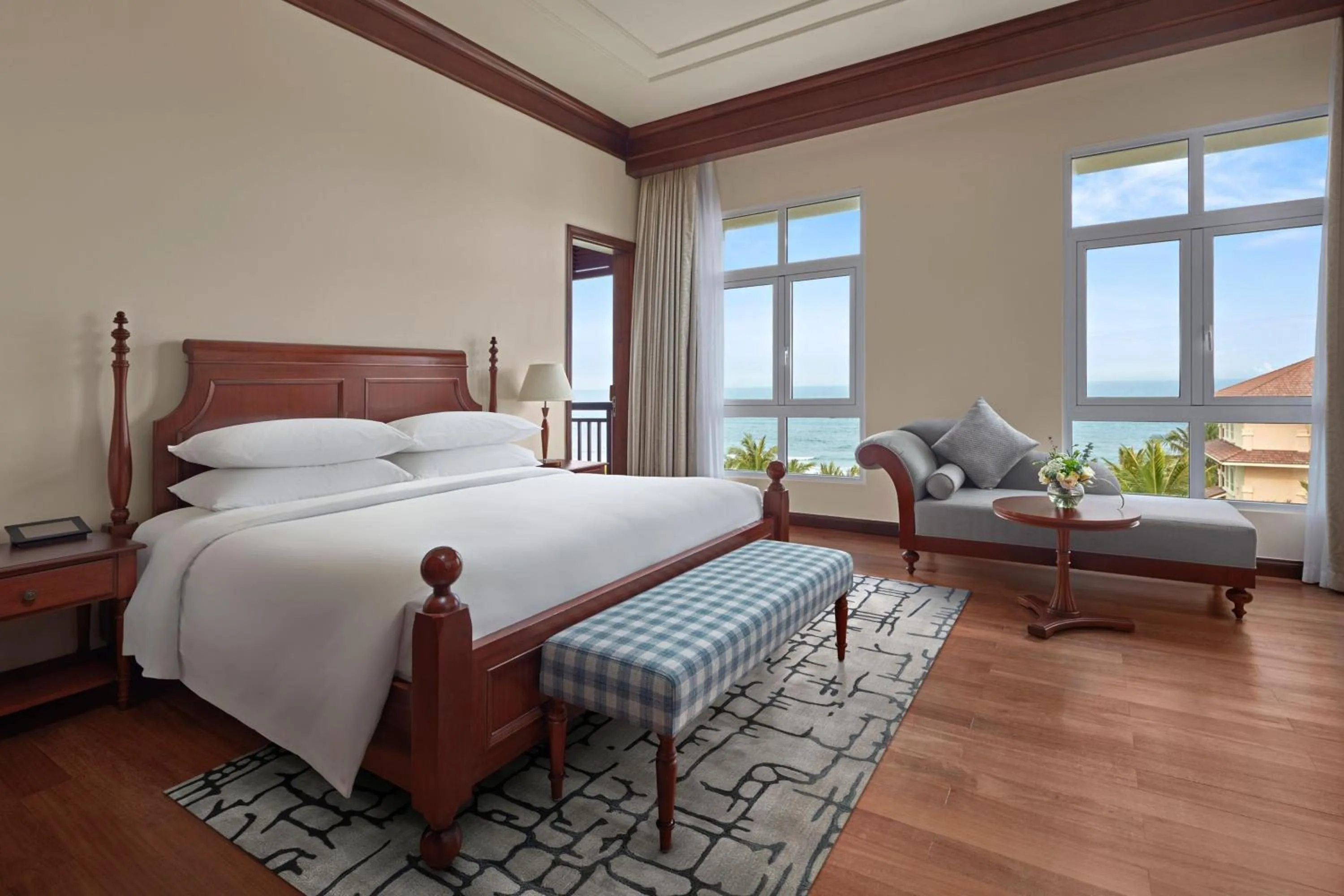 Bedroom, Bed in Danang Marriott Resort & Spa
