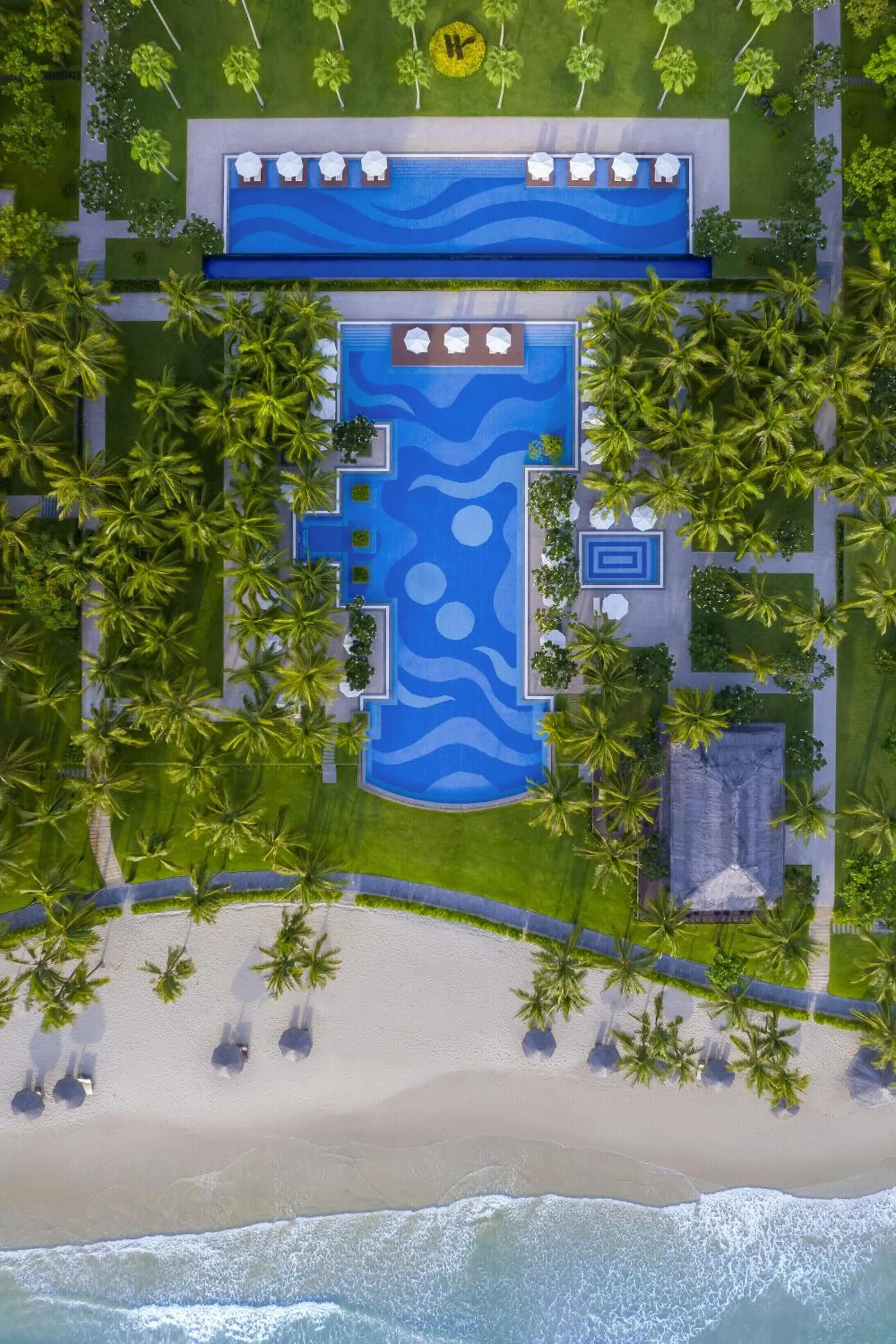 Swimming pool in Danang Marriott Resort & Spa