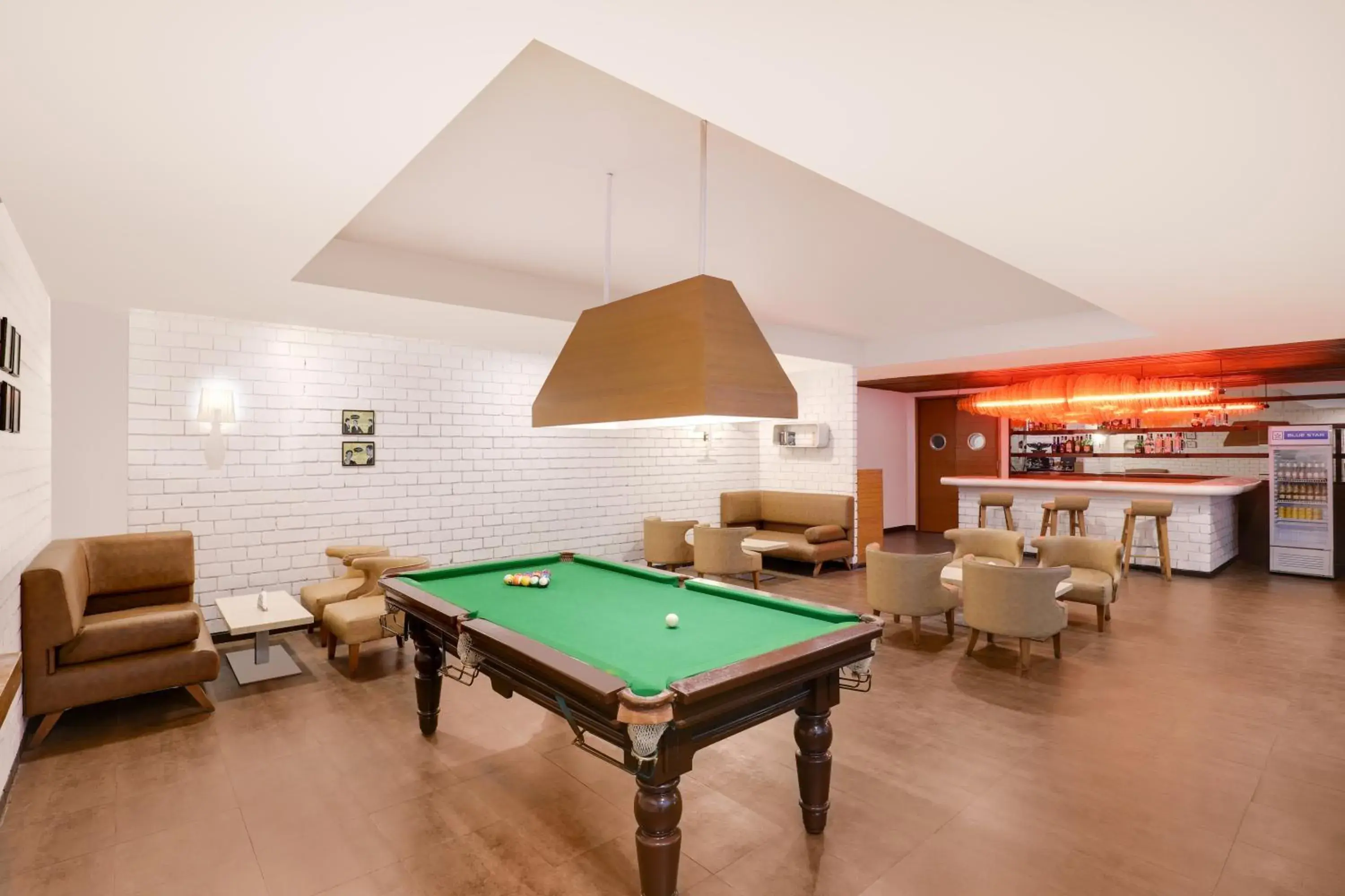 Lounge or bar in Lemon Tree Hotel, Indore Lounge or bar in Lemon Tree Hotel, Indore