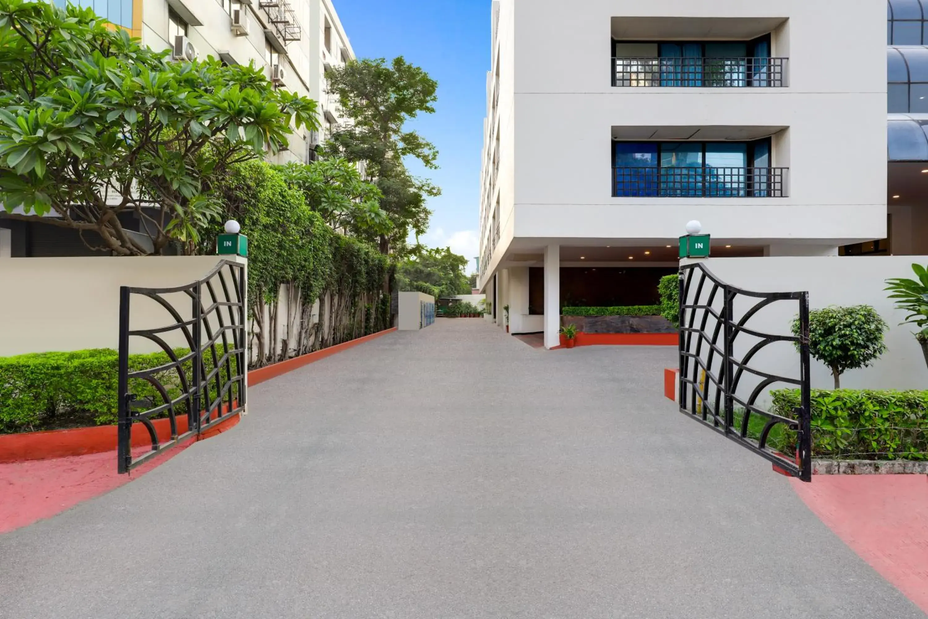 Facade/entrance in Lemon Tree Hotel, Indore Facade/entrance in Lemon Tree Hotel, Indore