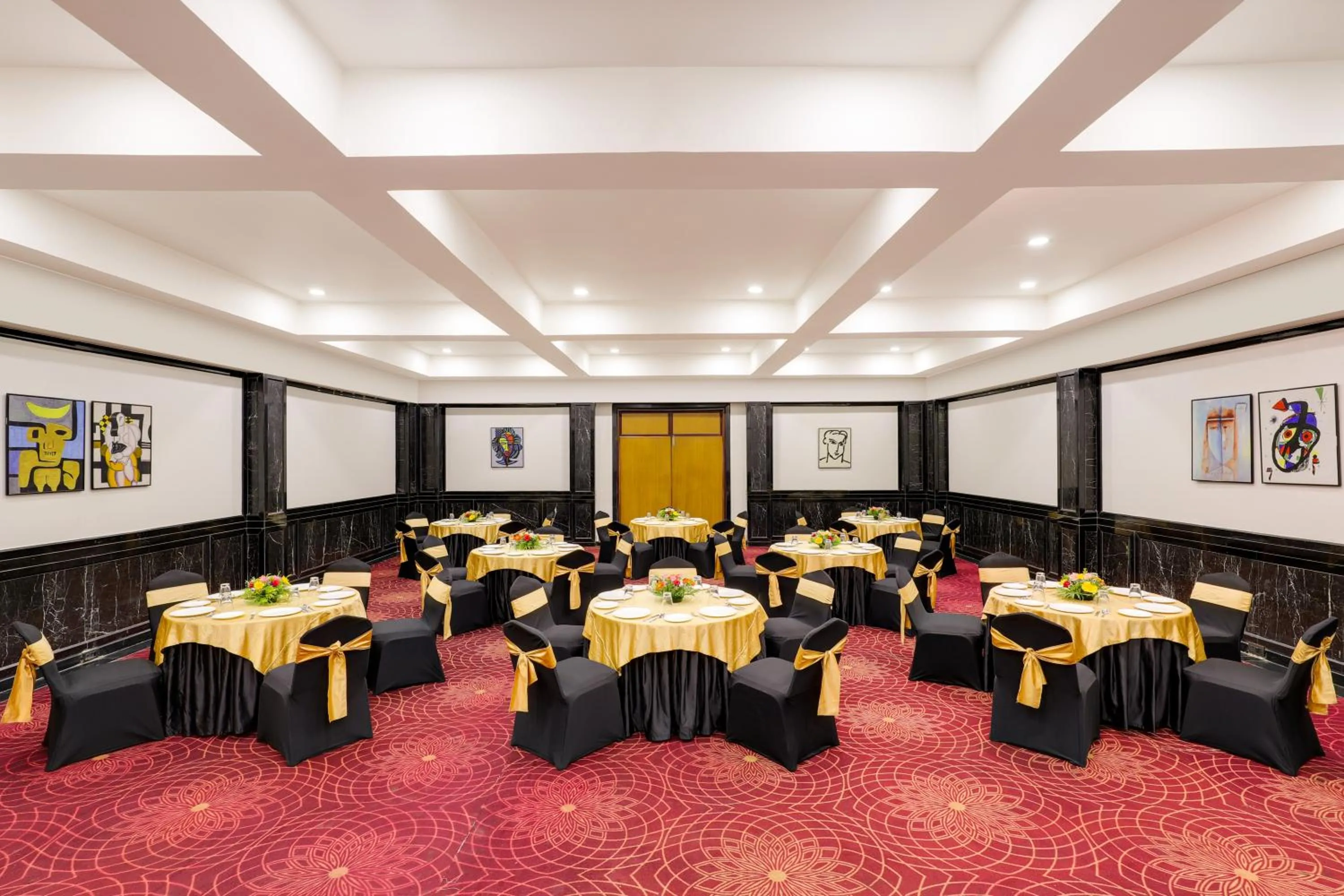 Banquet/Function facilities in Lemon Tree Hotel, Indore
