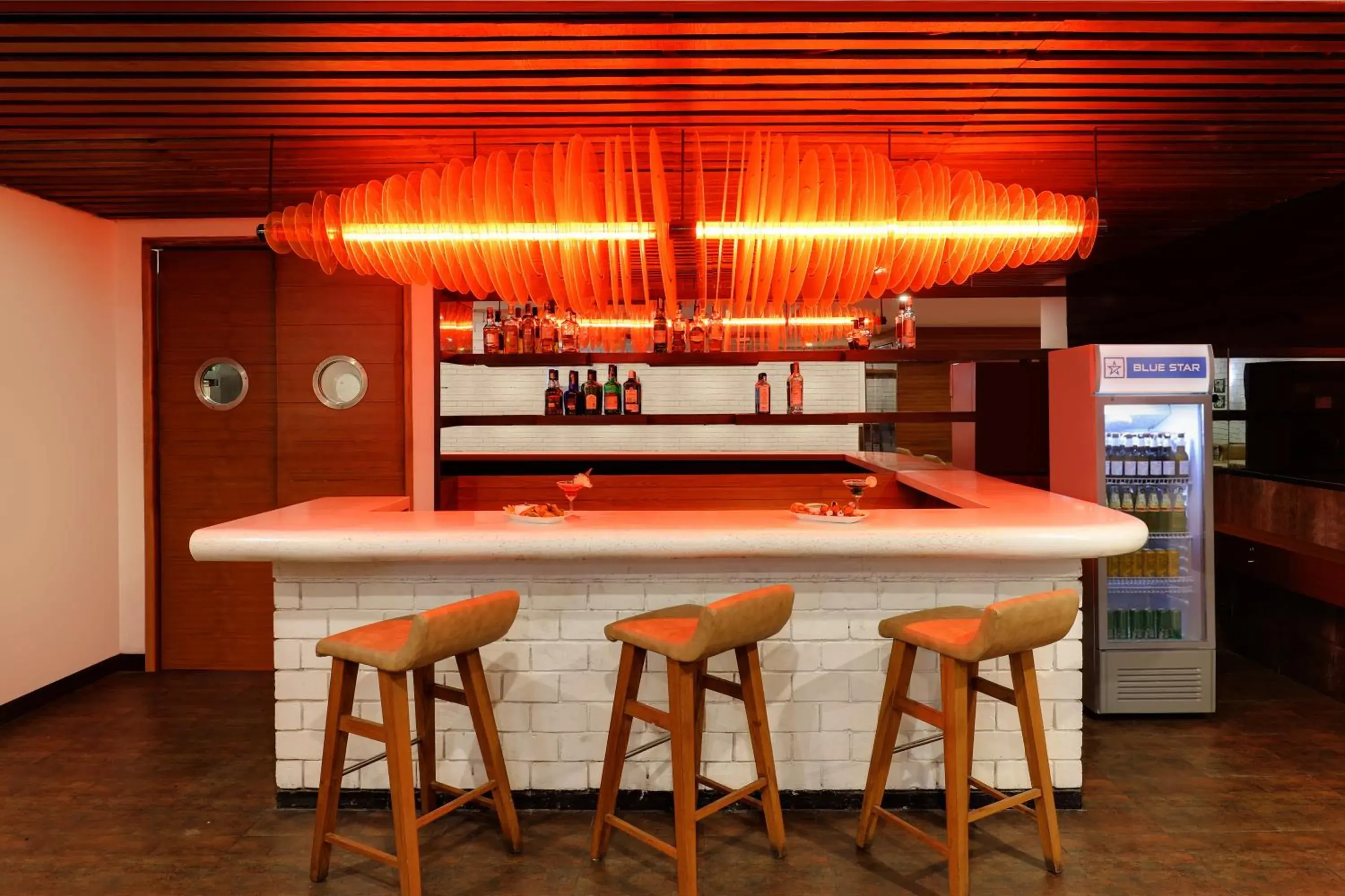 Lounge or bar in Lemon Tree Hotel, Indore Lounge or bar in Lemon Tree Hotel, Indore