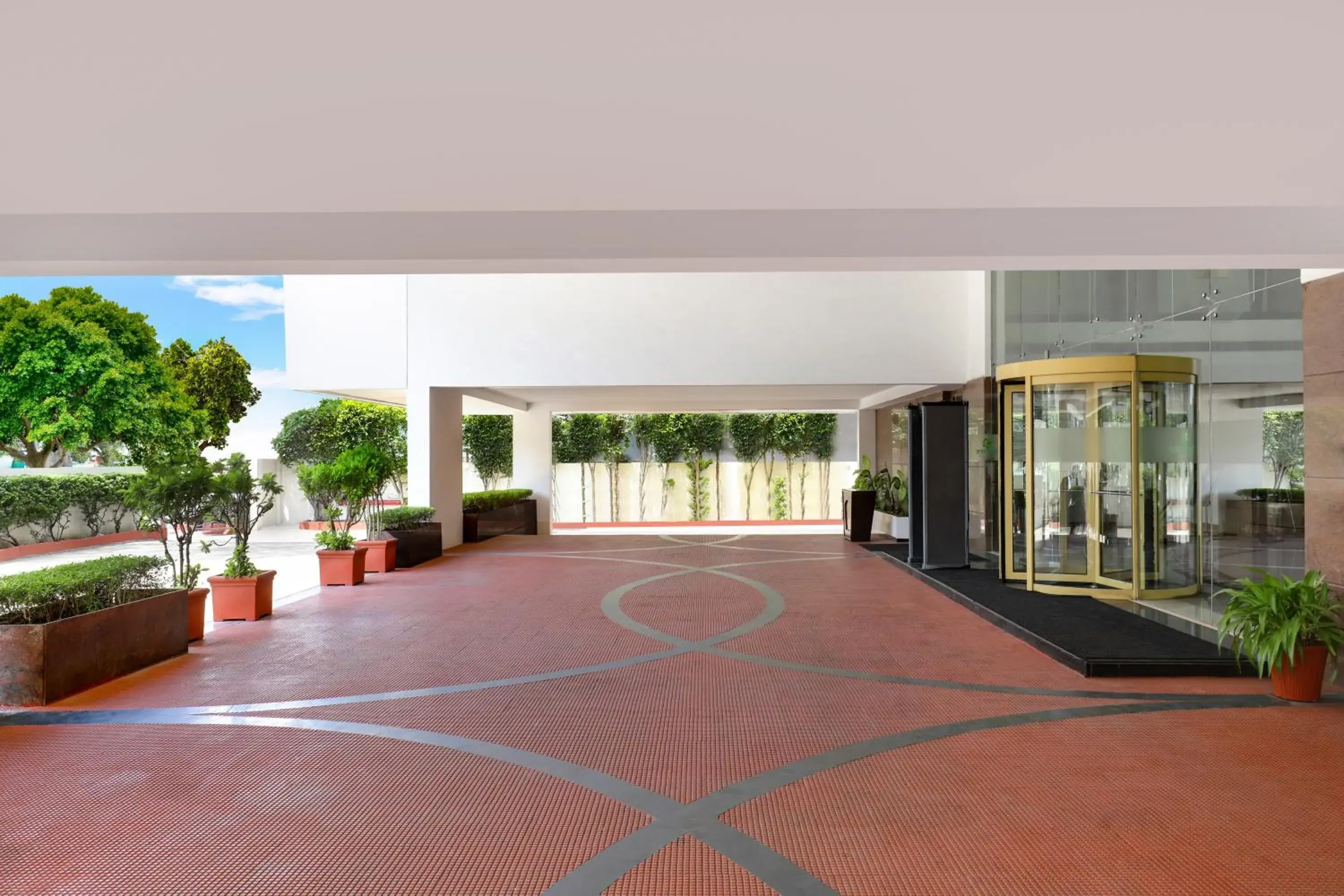 Facade/entrance in Lemon Tree Hotel, Indore Facade/entrance in Lemon Tree Hotel, Indore