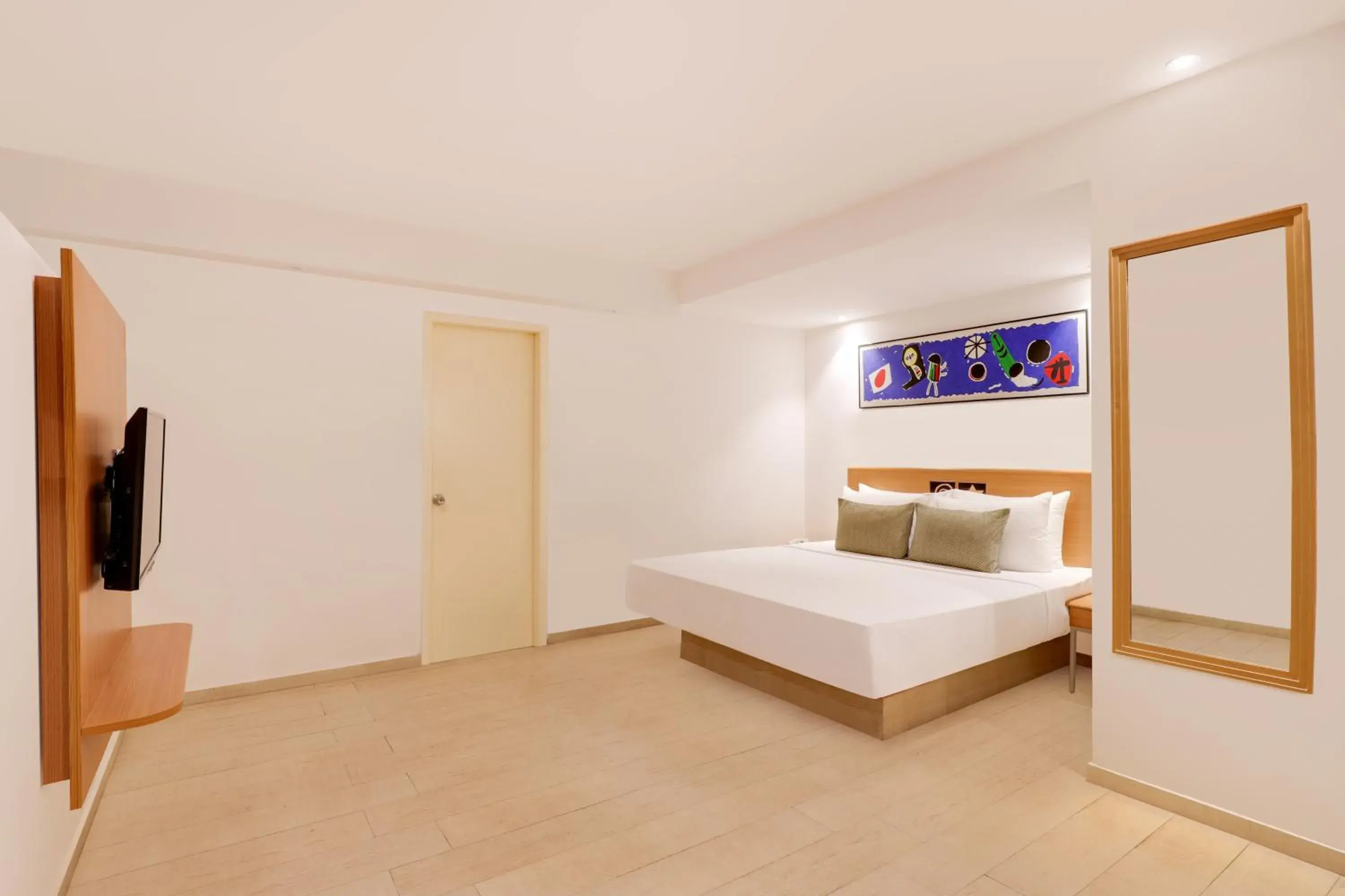 Bedroom, Bed in Lemon Tree Hotel, Indore Bedroom, Bed in Lemon Tree Hotel, Indore