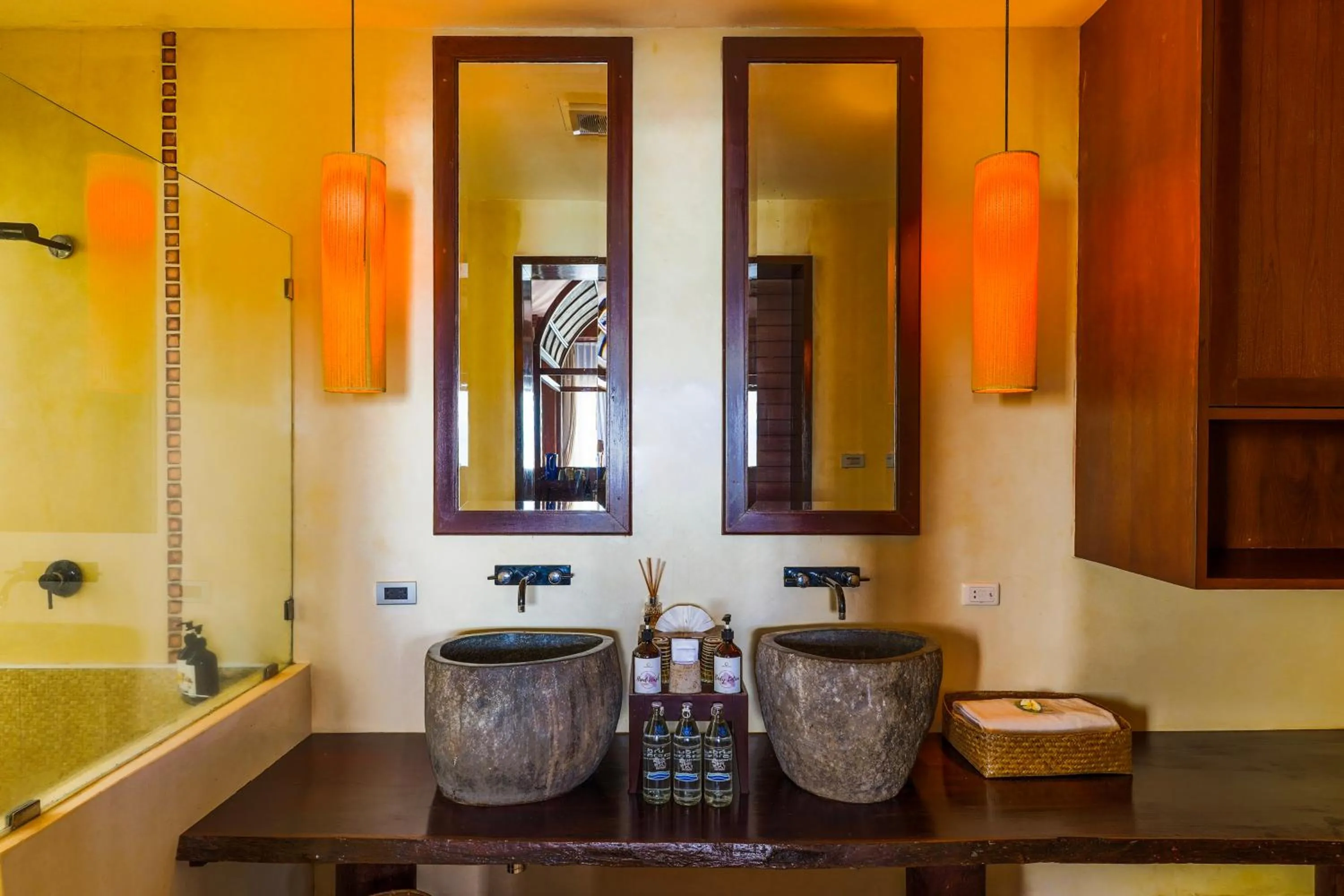 Bathroom in Chantaramas Beach Resort Koh Phangan