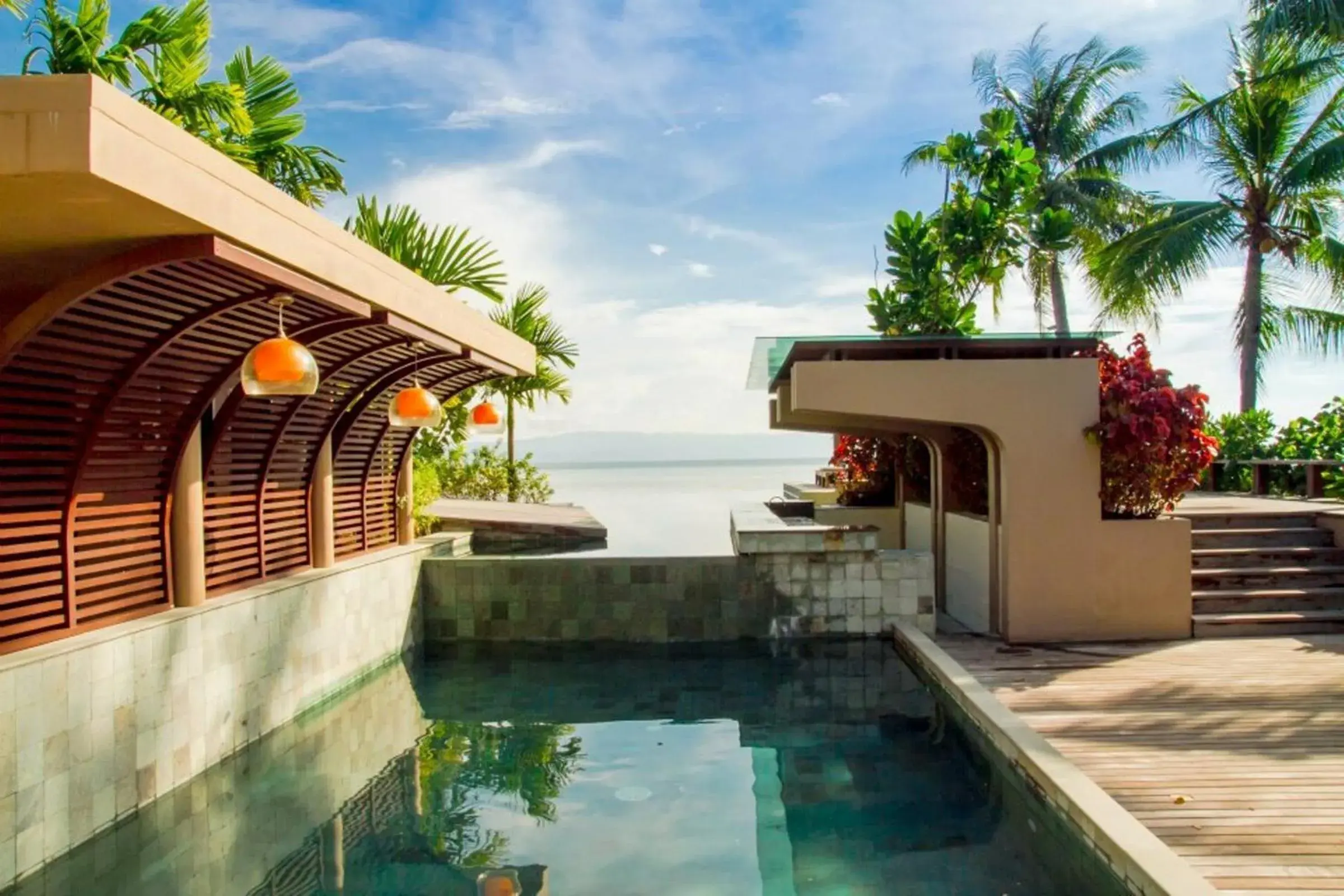 Swimming pool in Chantaramas Beach Resort Koh Phangan Swimming pool in Chantaramas Beach Resort Koh Phangan