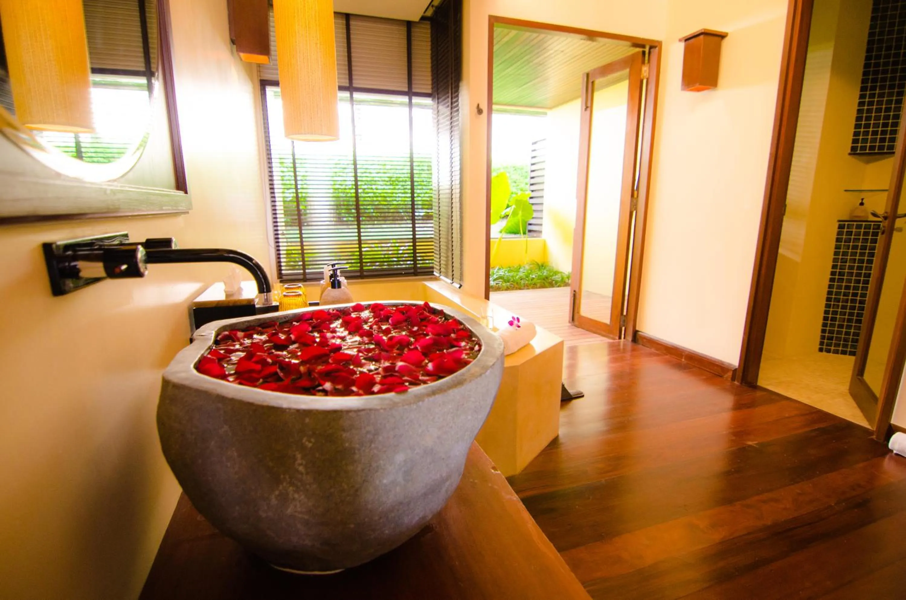 Bathroom in Chantaramas Beach Resort Koh Phangan