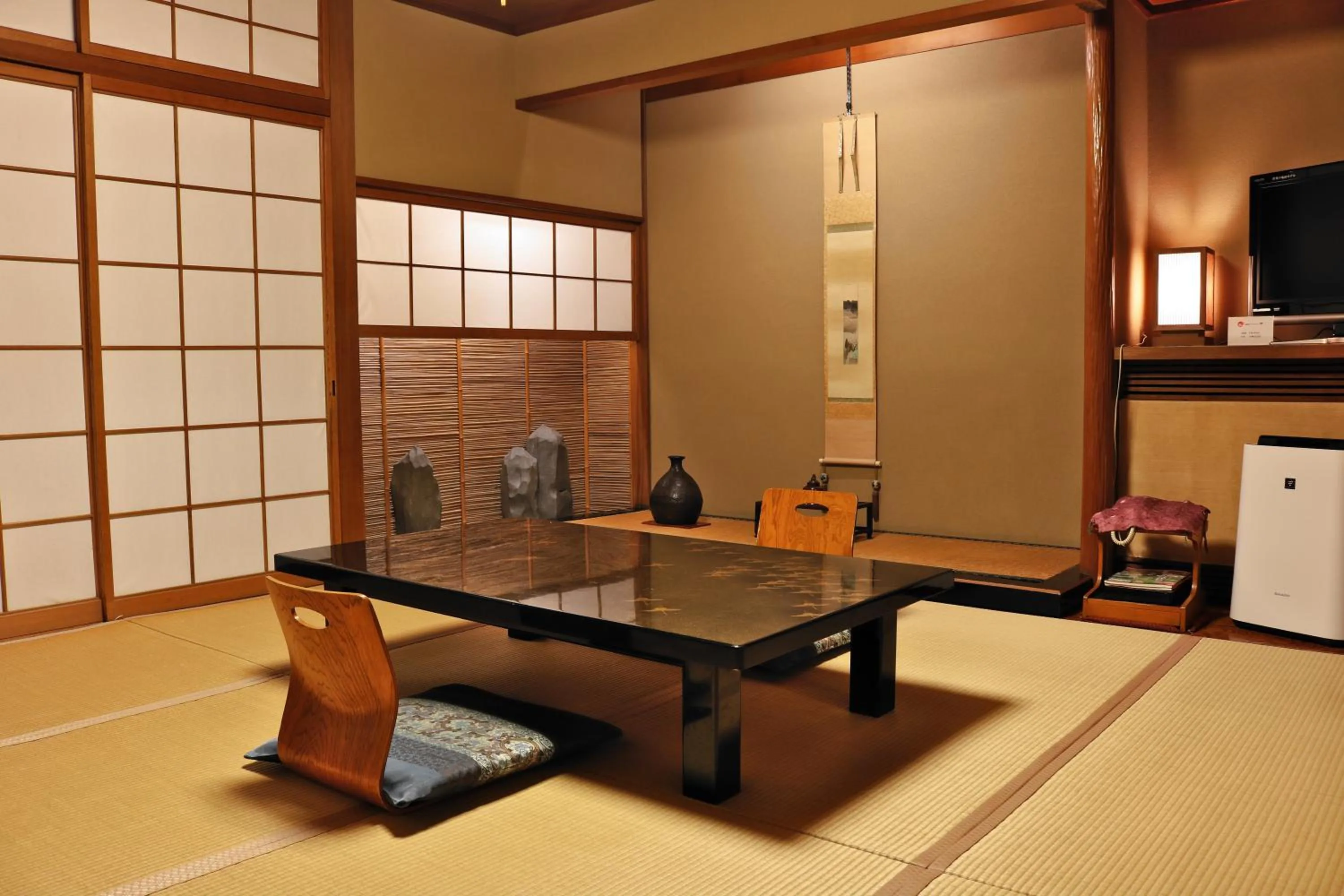 Photo of the whole room in Tsutaya Ryokan