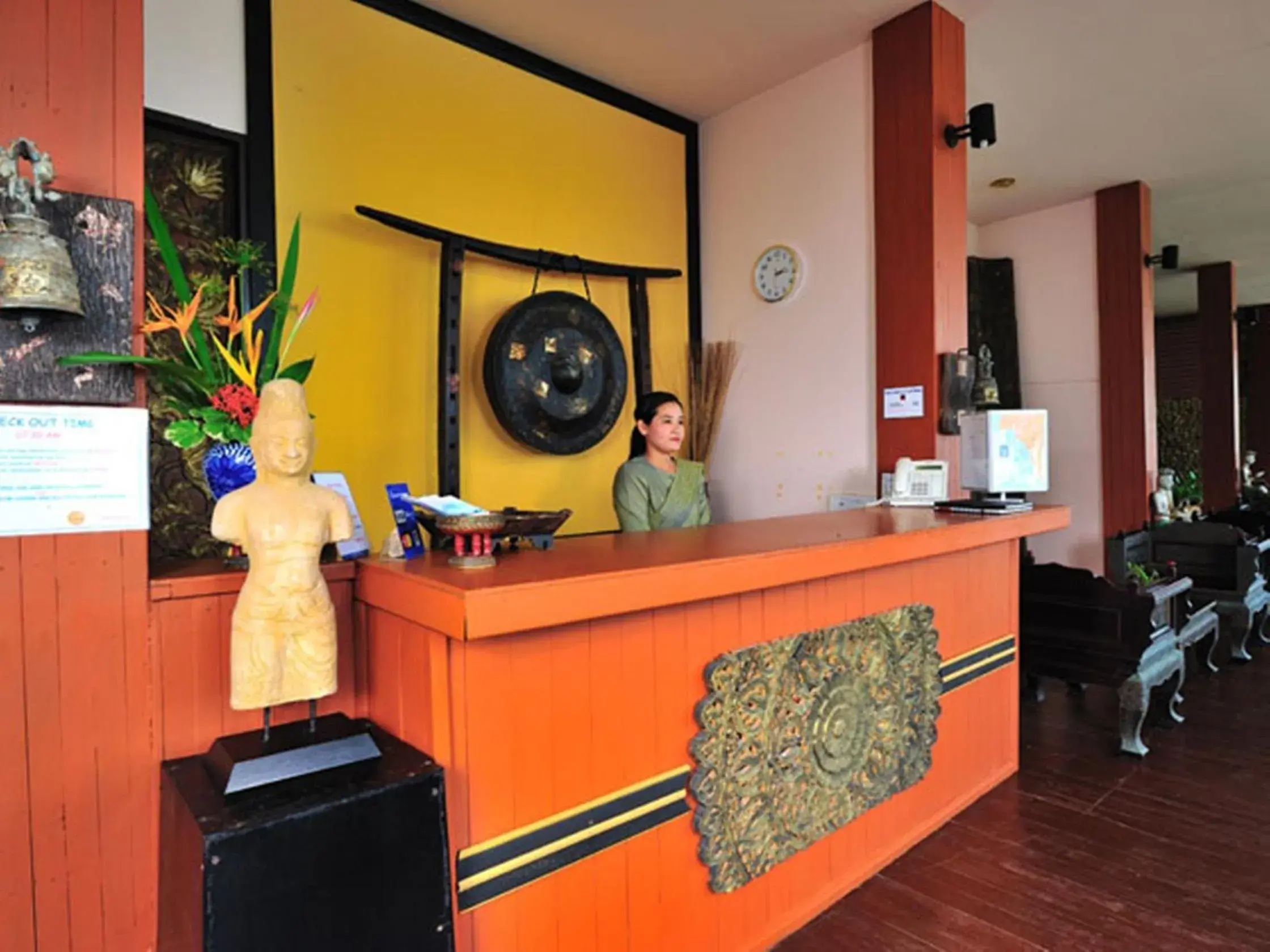 Lobby or reception in Koh Ngai Cliff Beach Resort Lobby or reception in Koh Ngai Cliff Beach Resort