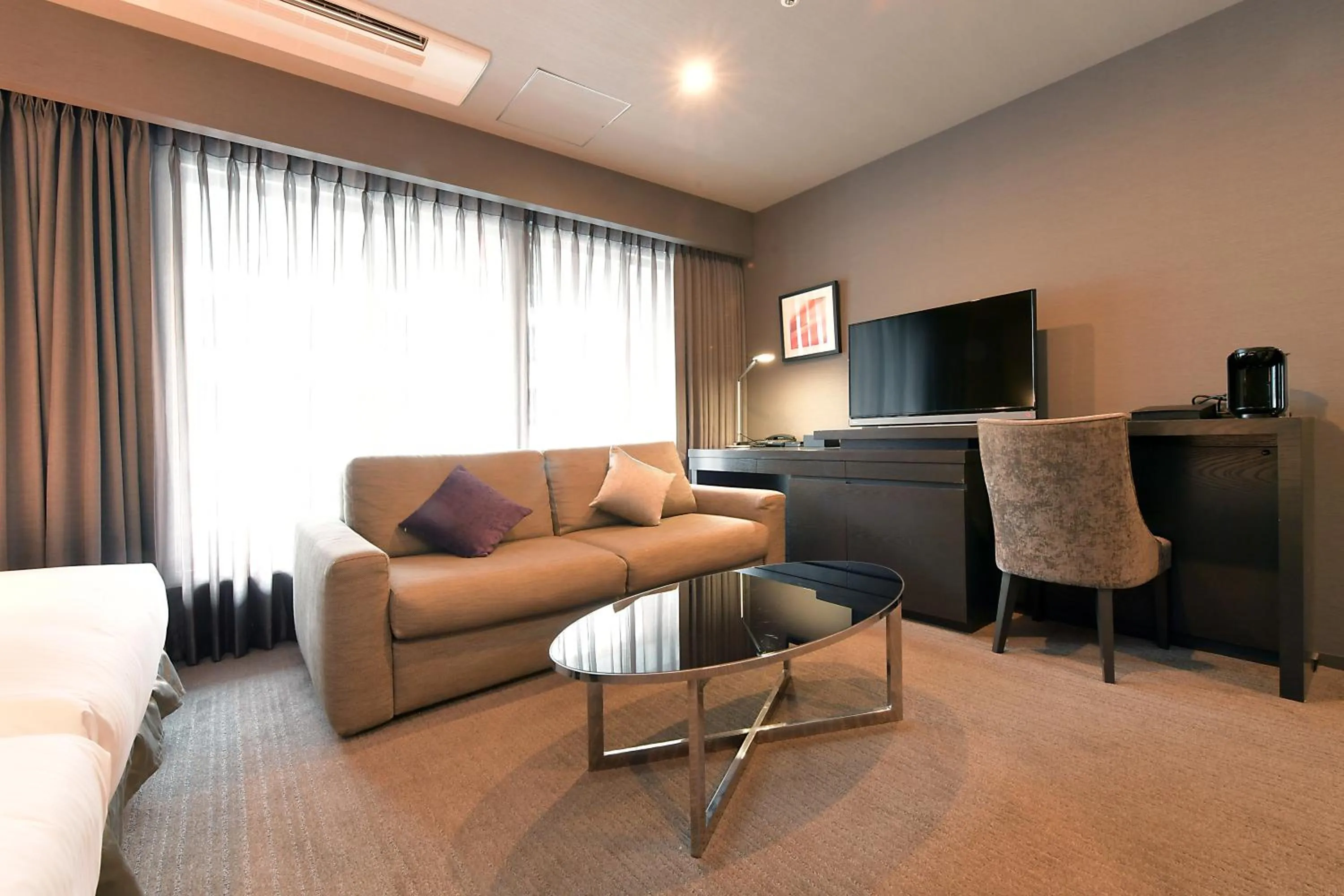 Photo of the whole room in Hotel Trusty Nagoya Shirakawa