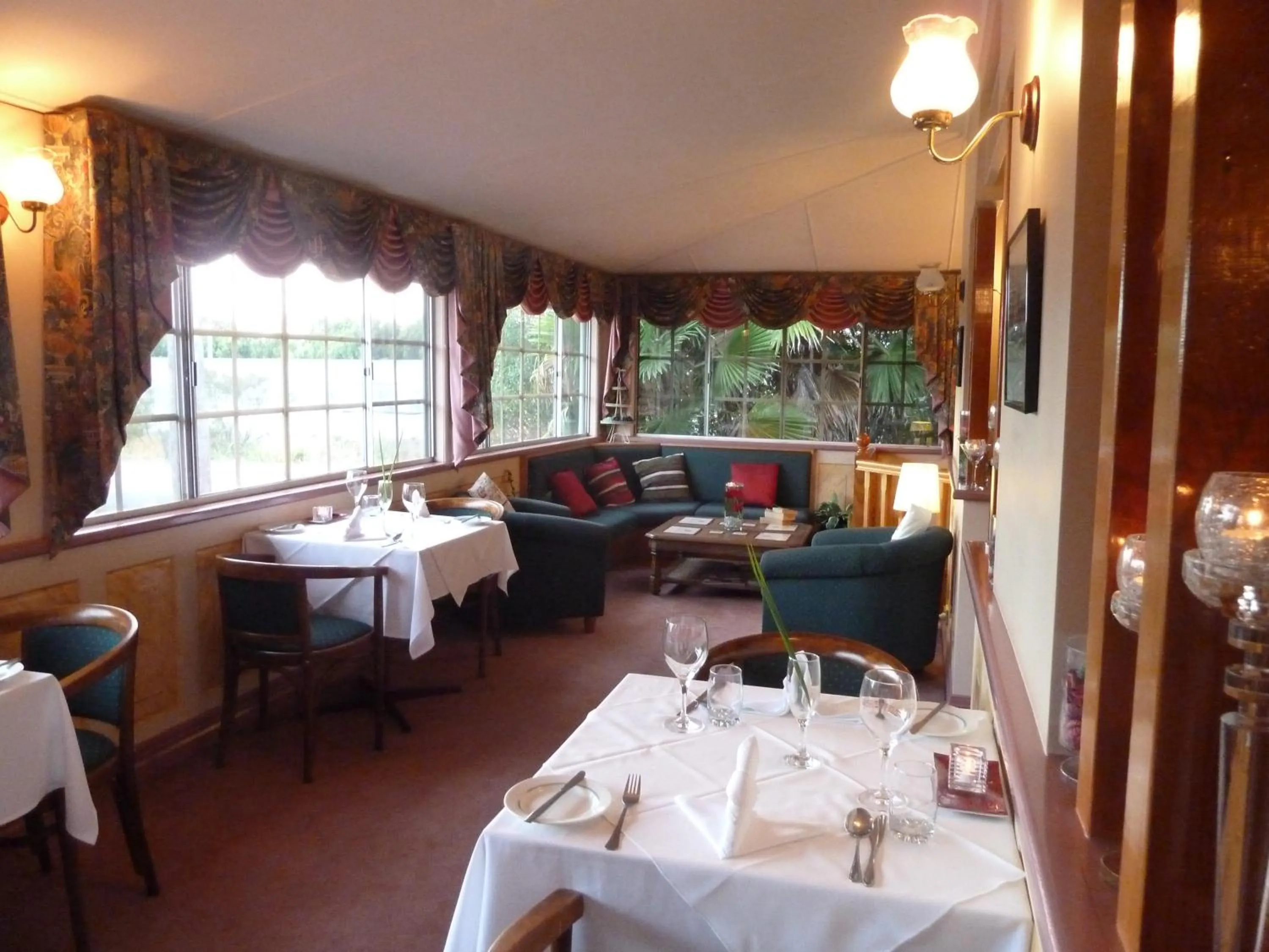 Restaurant/places to eat in Puffers Inn