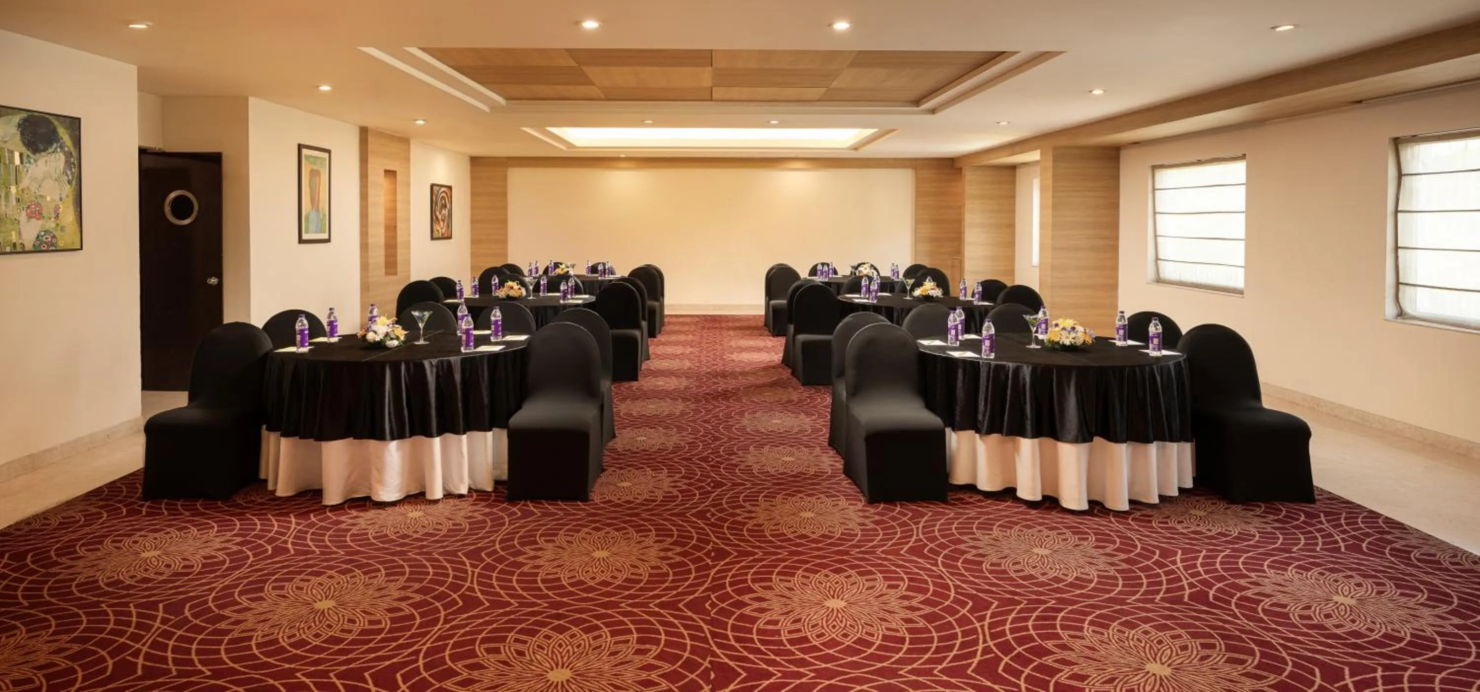 Lemon Tree Premier, Ulsoor Lake, Bengaluru