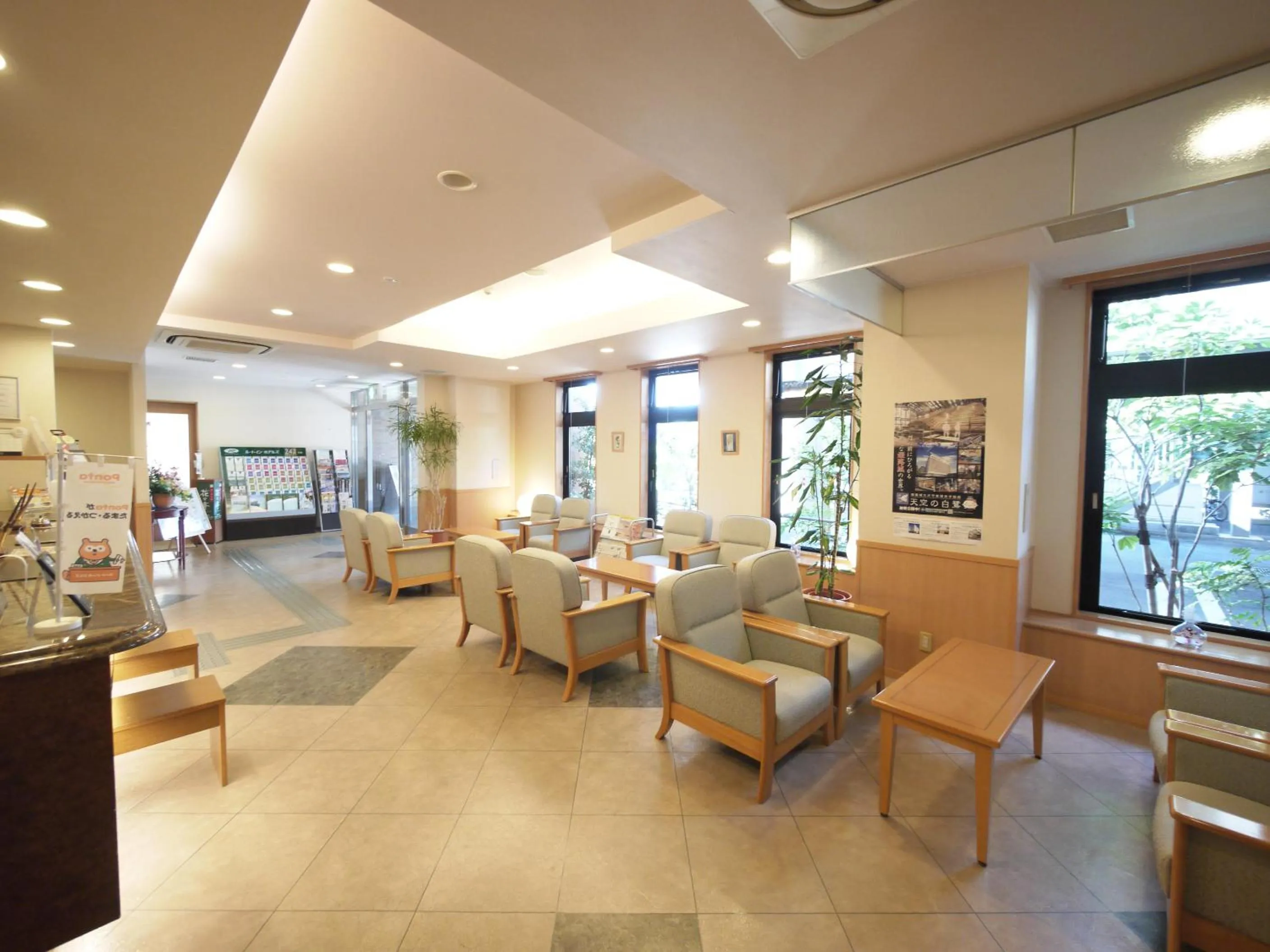 Lobby or reception in Hotel Route-Inn Niigata Kencho-minami