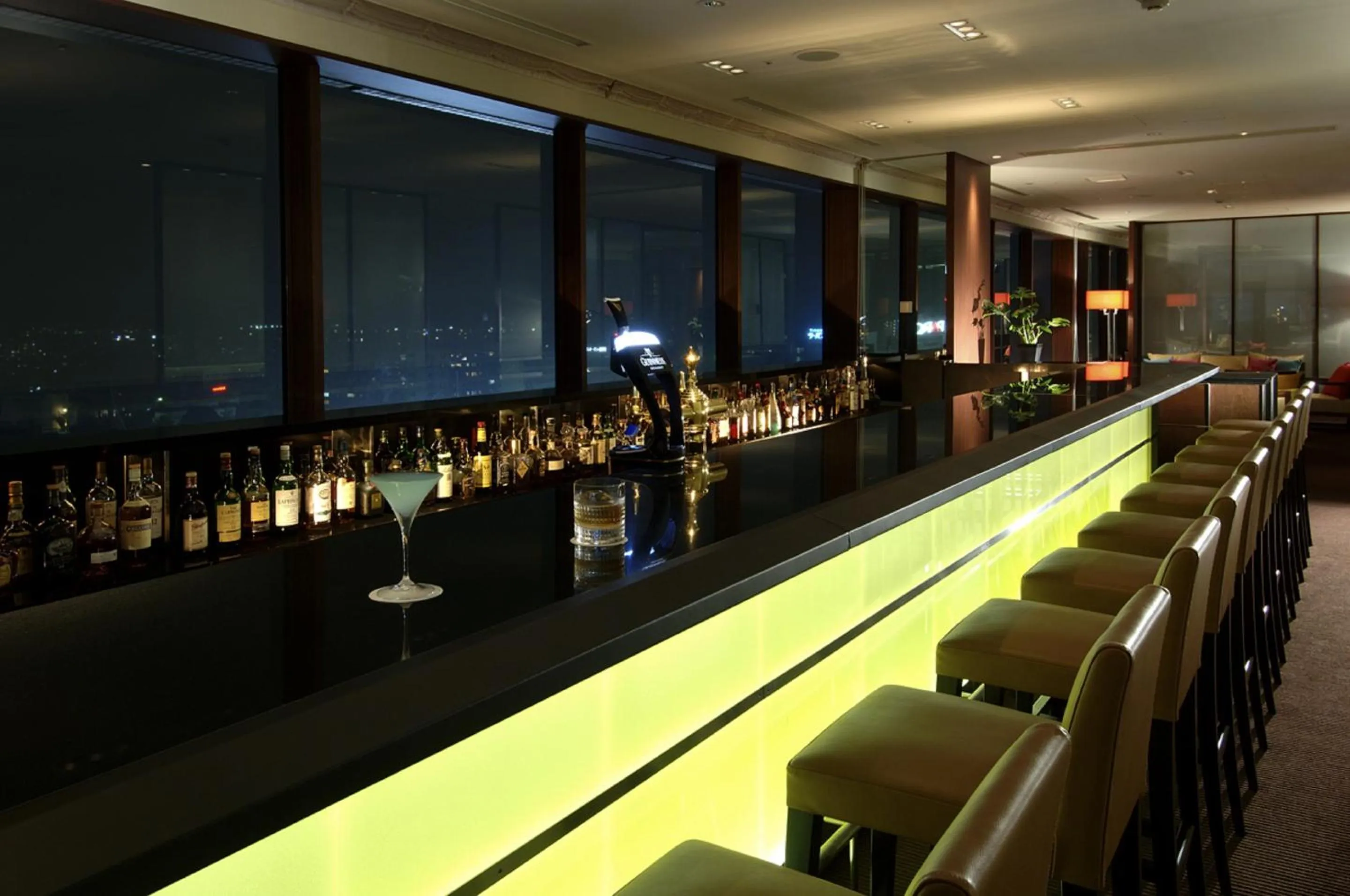 Lounge or bar in Hotel Associa Shizuoka