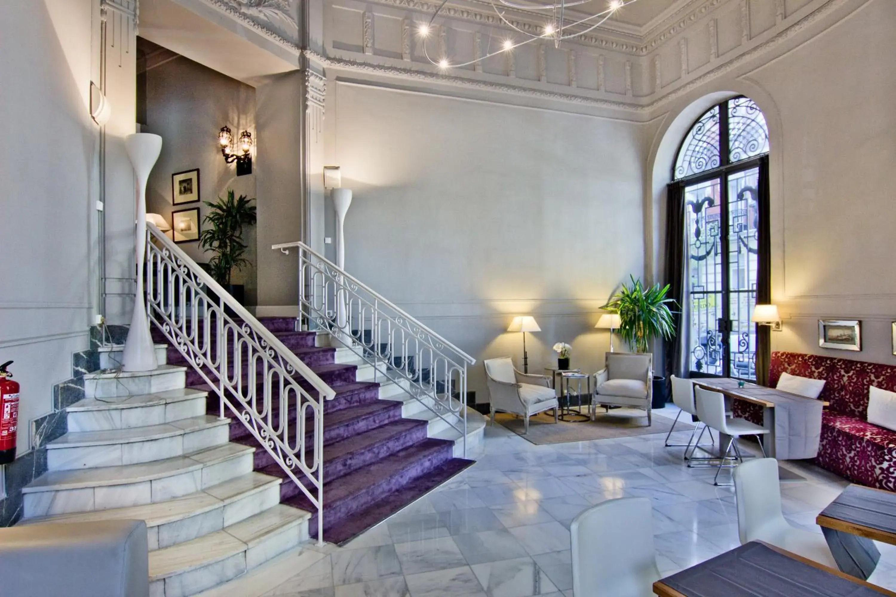 Lobby or reception in Petit Palace Savoy Alfonso XII Lobby or reception in Petit Palace Savoy Alfonso XII