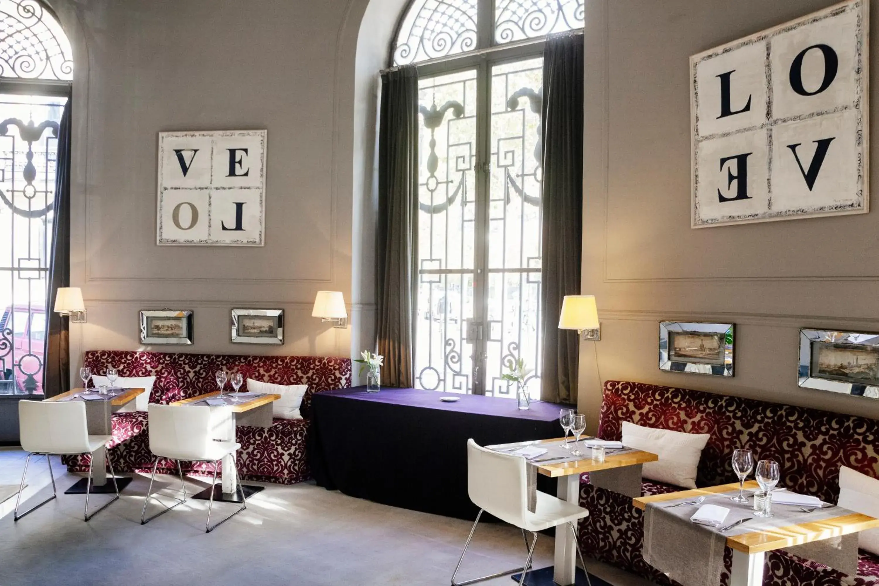 Restaurant/places to eat in Petit Palace Savoy Alfonso XII Restaurant/places to eat in Petit Palace Savoy Alfonso XII