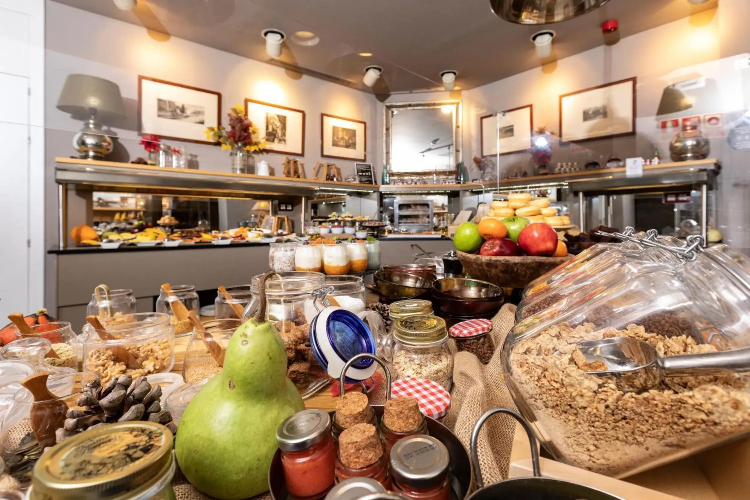 Buffet breakfast in Petit Palace Savoy Alfonso XII Buffet breakfast in Petit Palace Savoy Alfonso XII