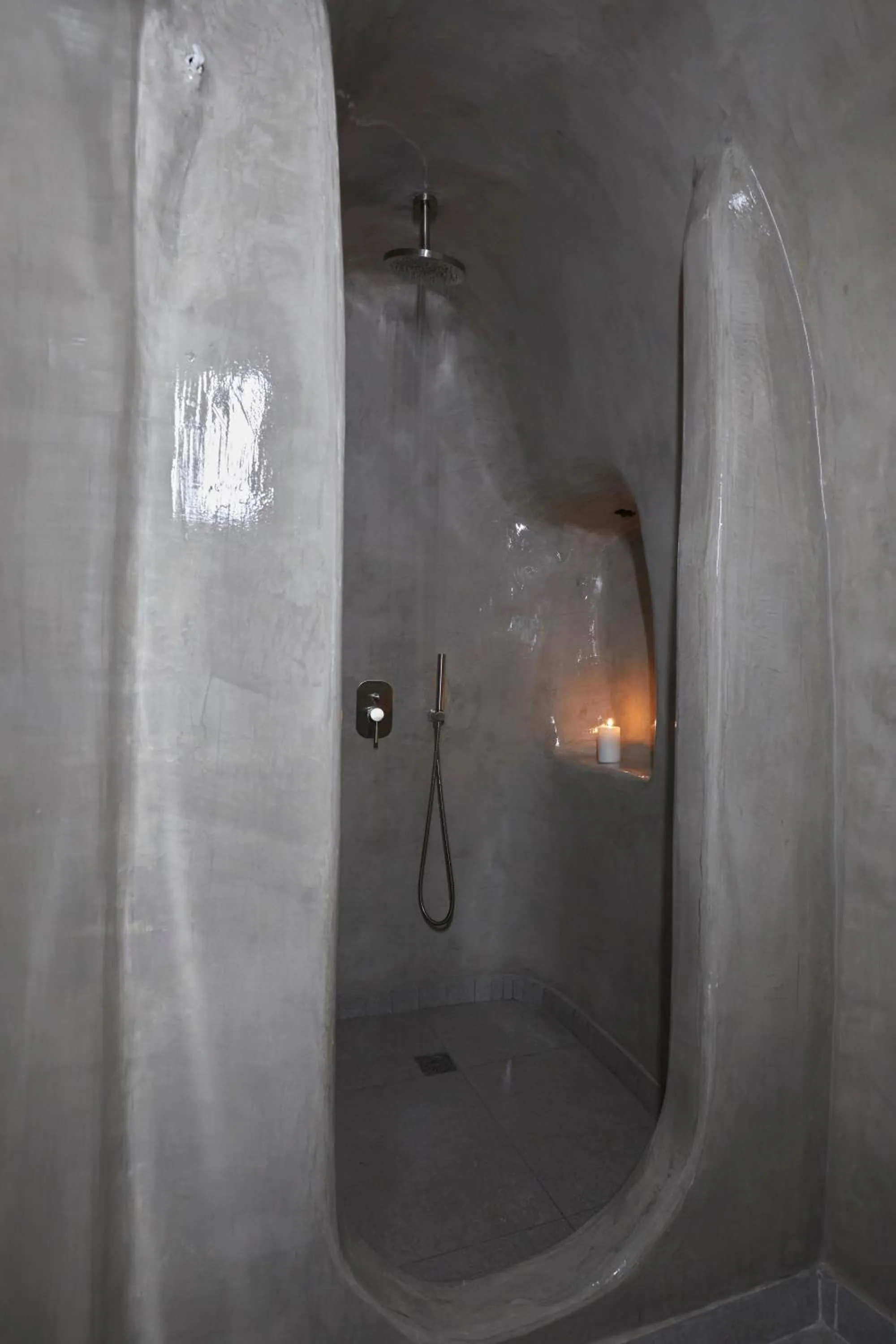 Shower in Virginia's Cave Villas