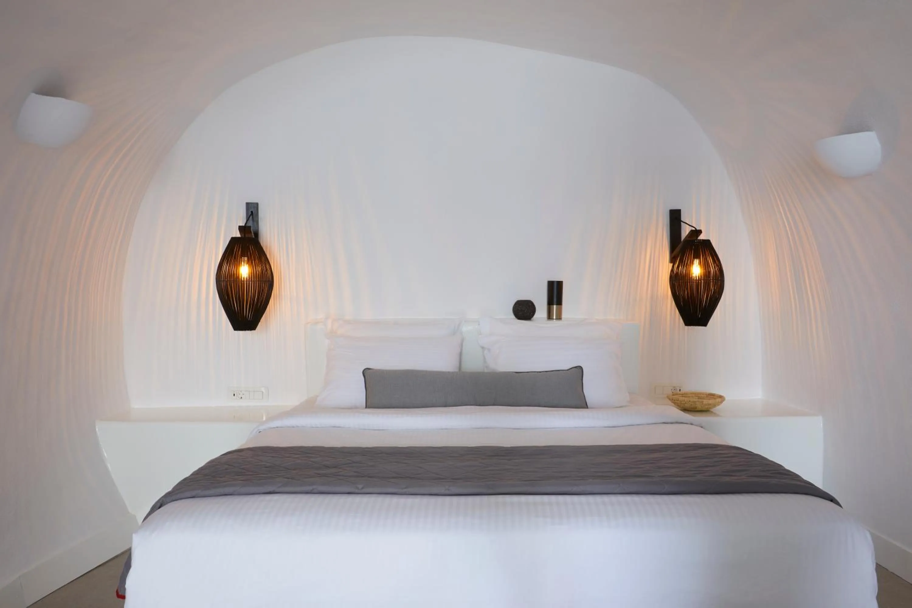 Bedroom, Bed in Virginia's Cave Villas