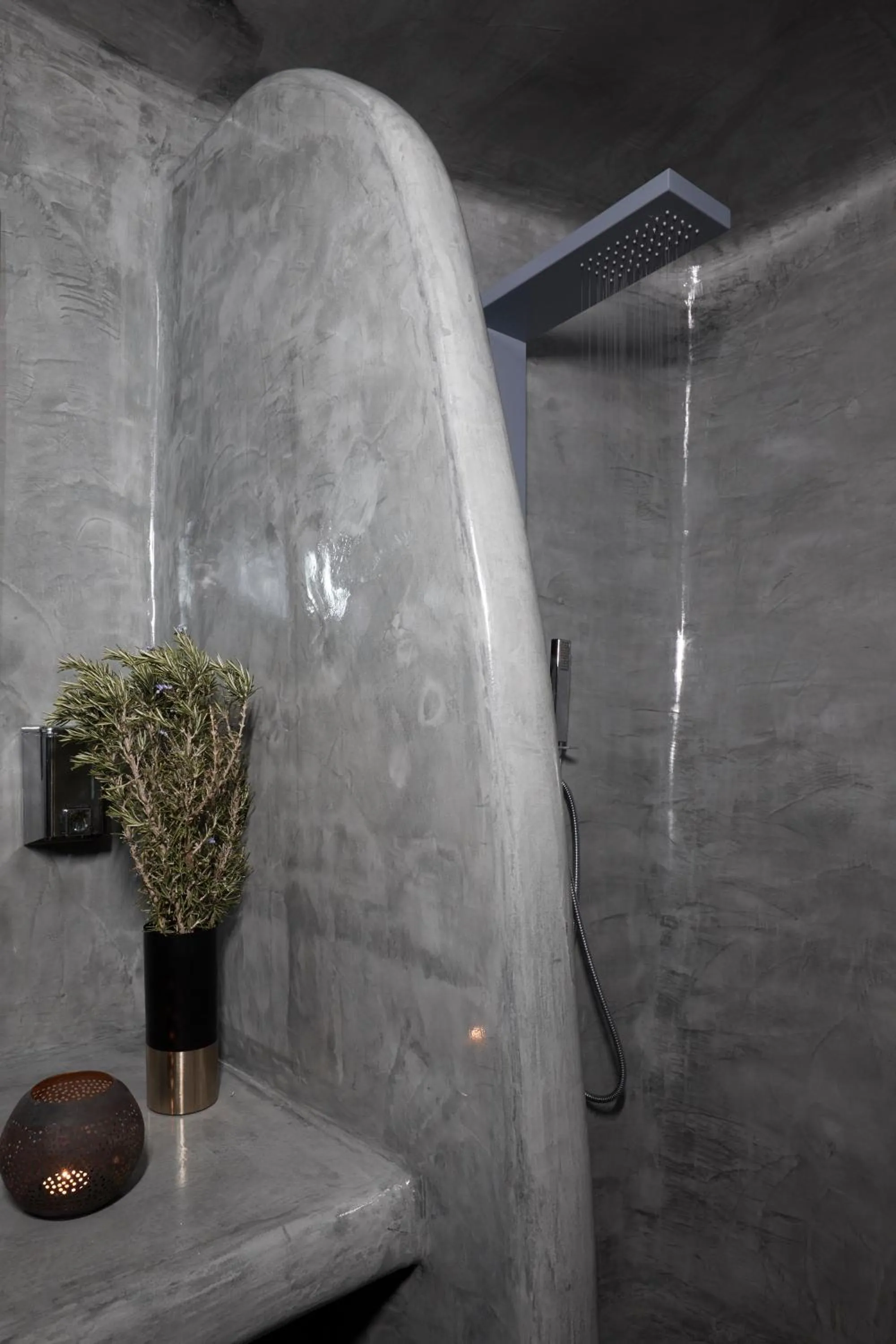 Shower in Virginia's Cave Villas