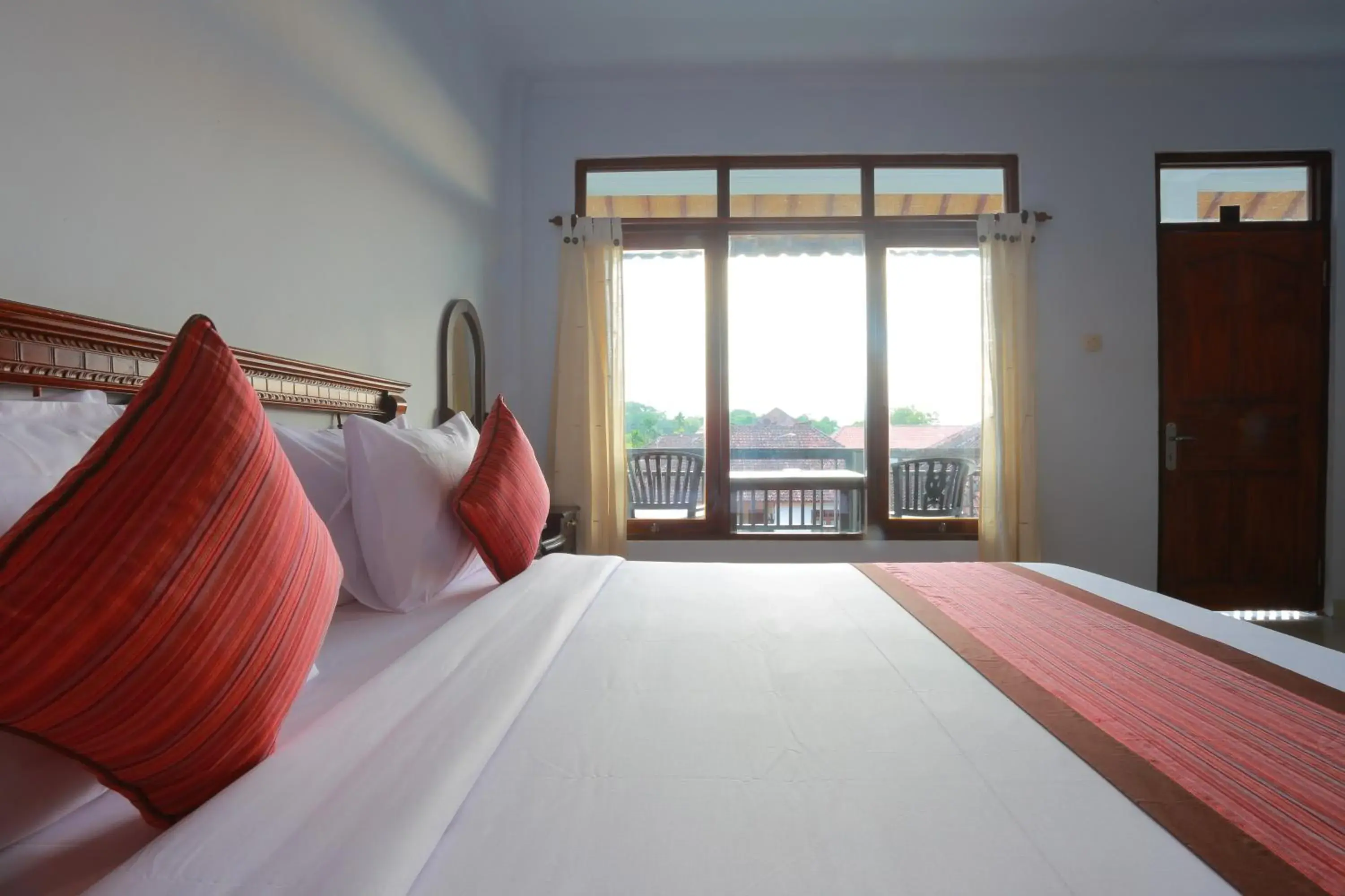 Bed in Warsa's Garden Bungalow and Spa Bed in Warsa's Garden Bungalow and Spa