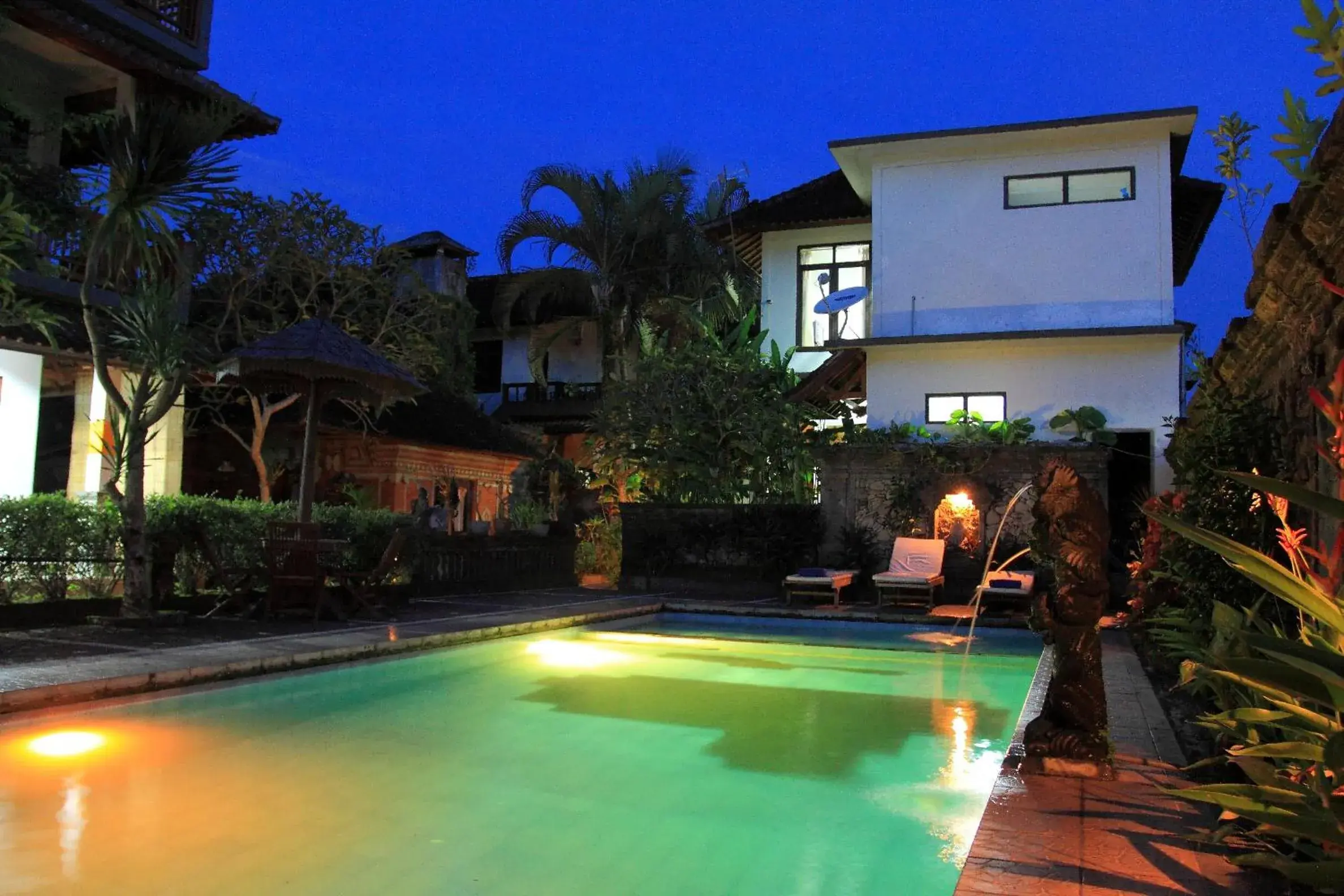 Swimming pool in Warsa's Garden Bungalow and Spa Swimming pool in Warsa's Garden Bungalow and Spa