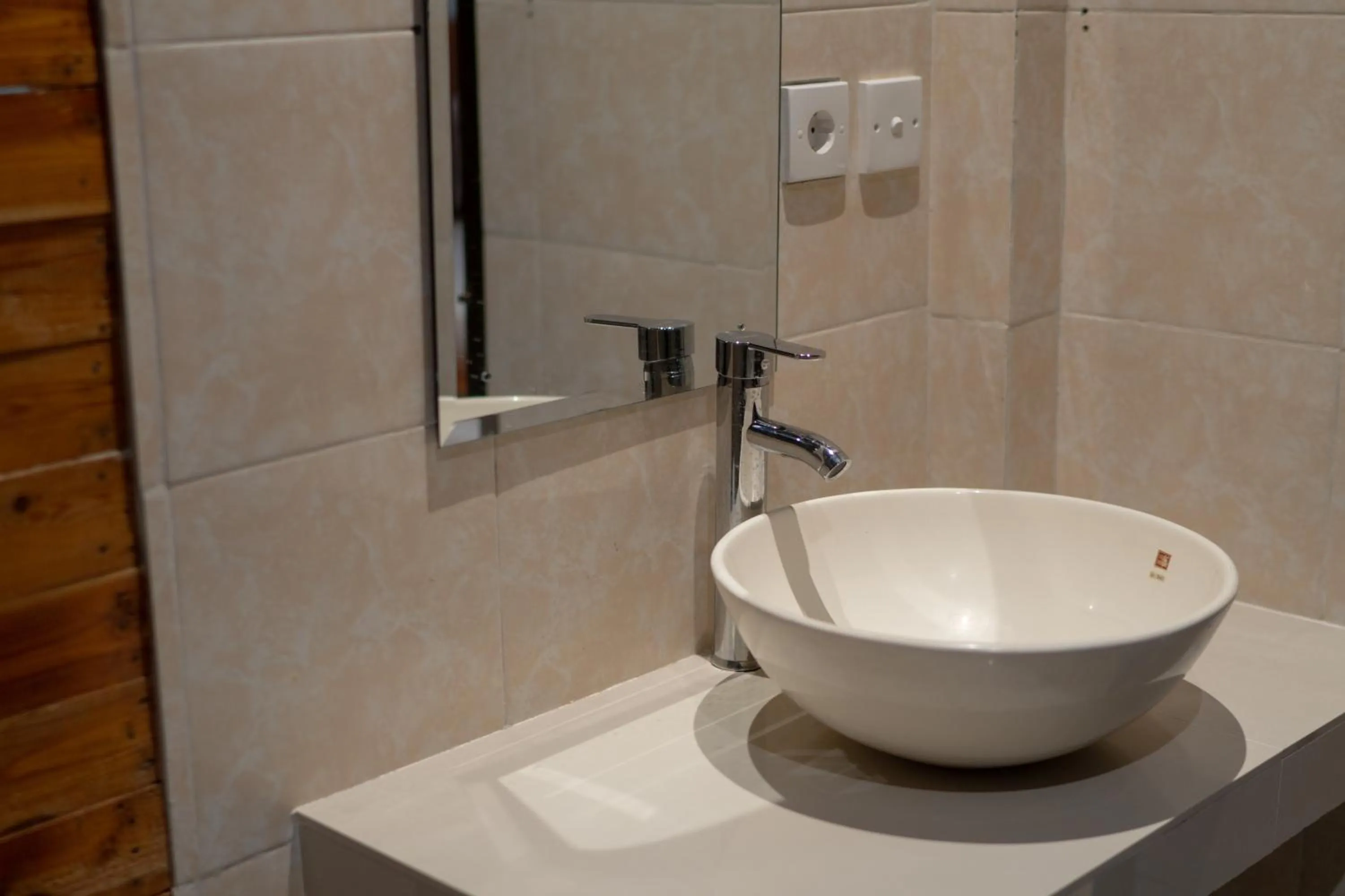 Toilet in Warsa's Garden Bungalow and Spa