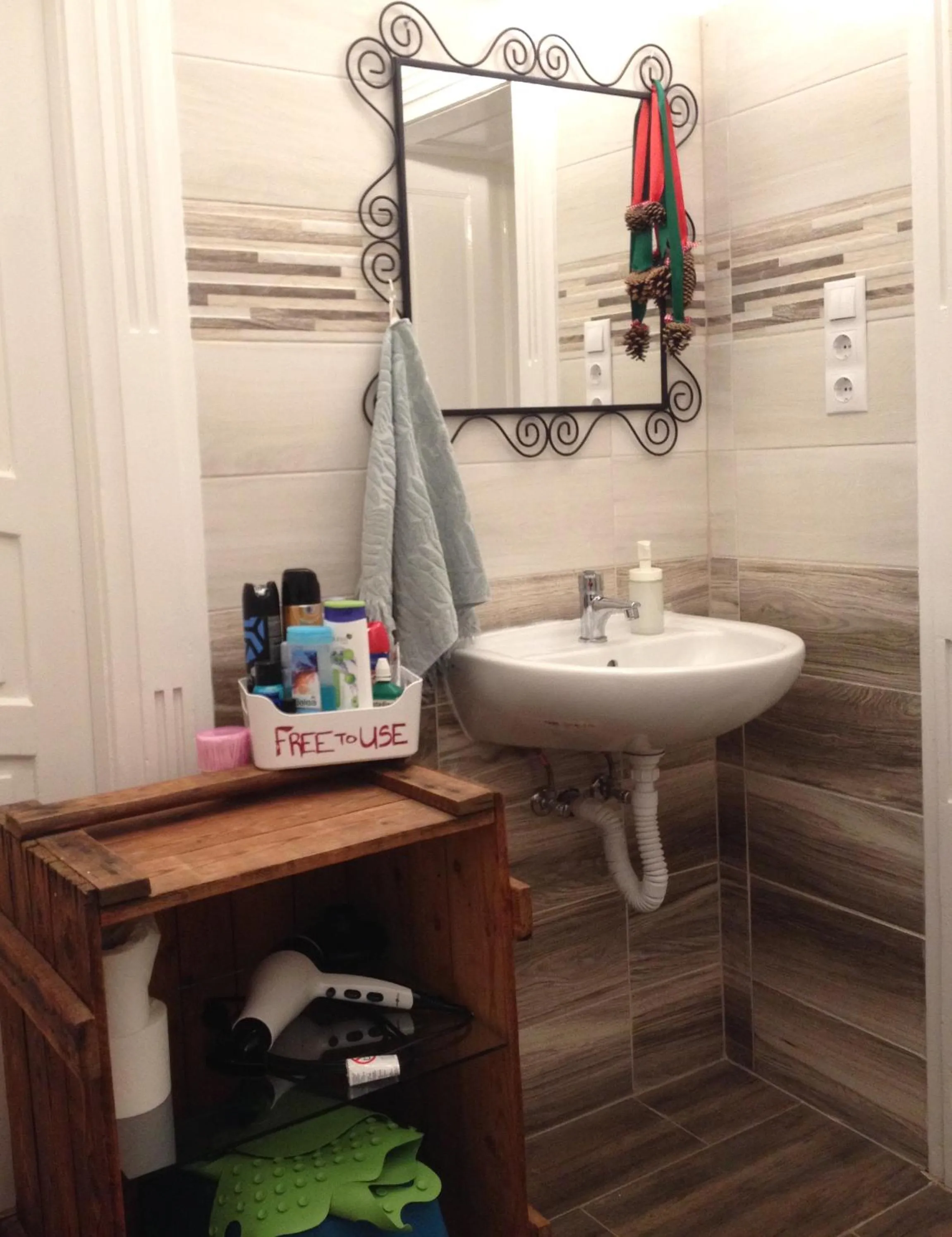 Bathroom in Gaia Astoria
