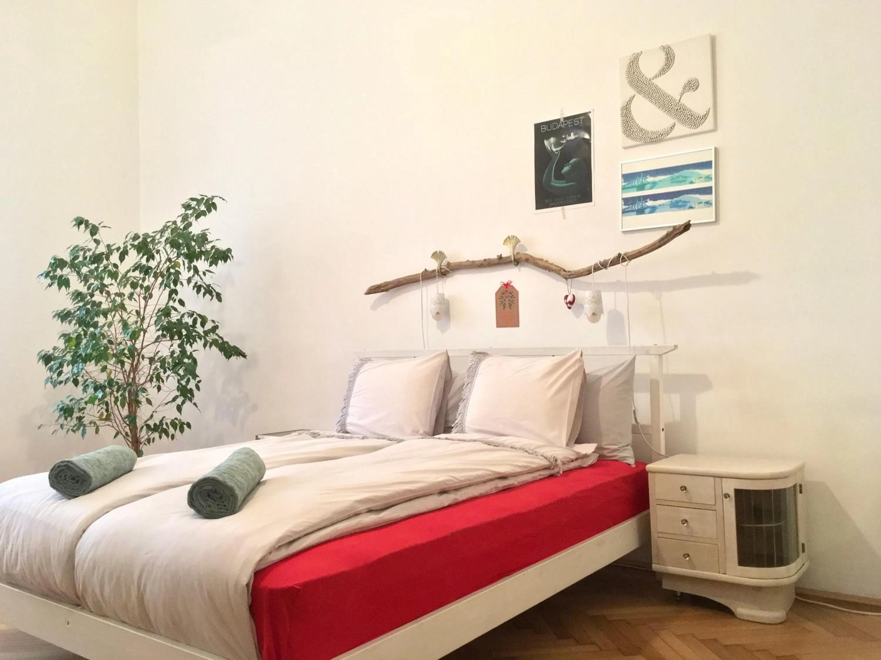 Bed in Gaia Astoria