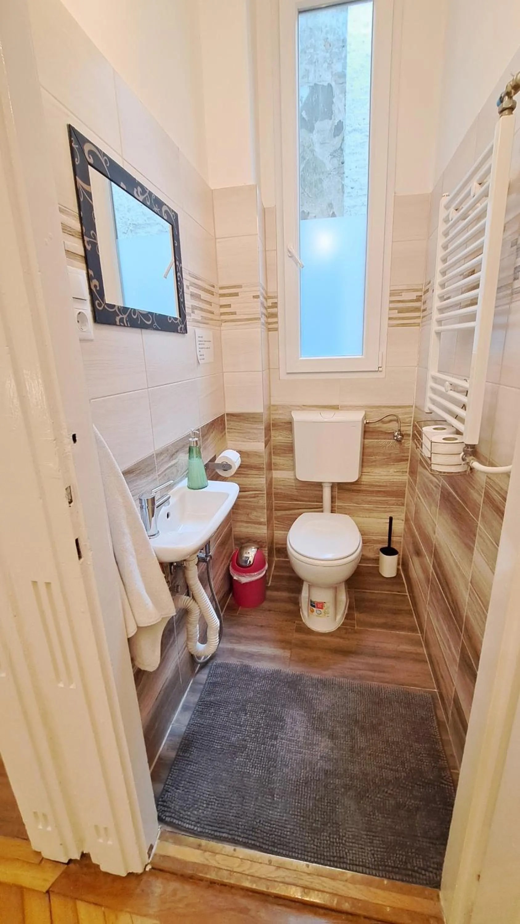 Bathroom in Gaia Astoria