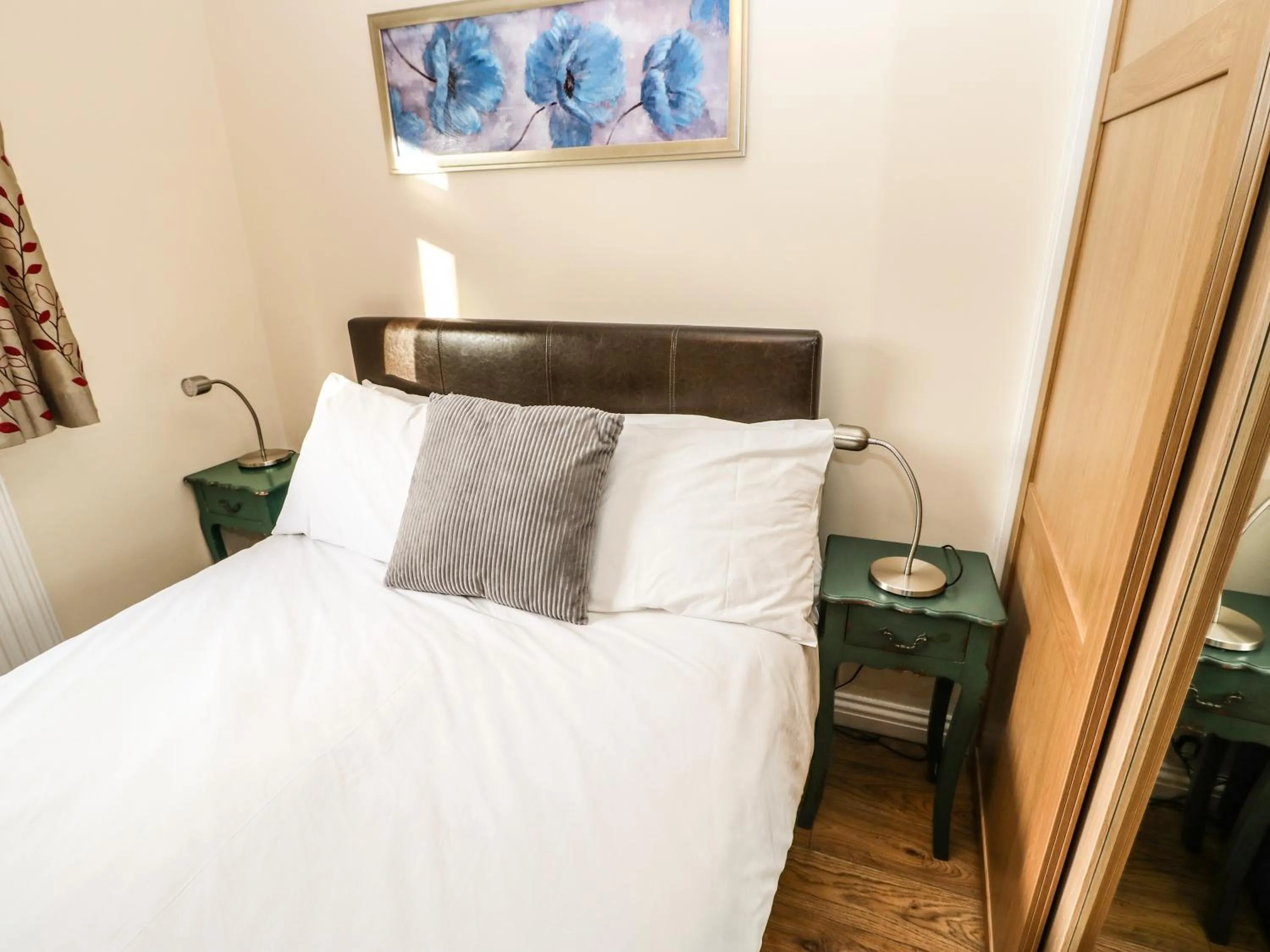 Bed in Primrose Lodge