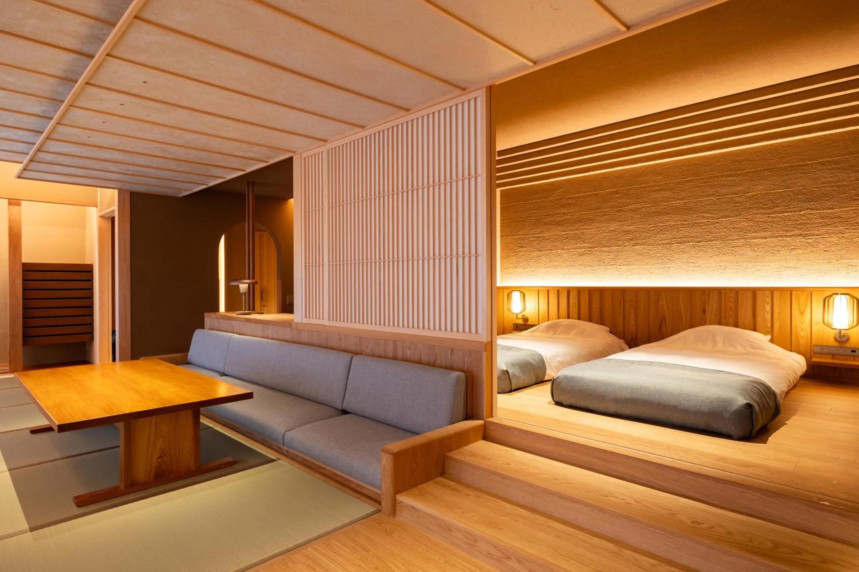 Photo of the whole room, Bed in Mikuniya