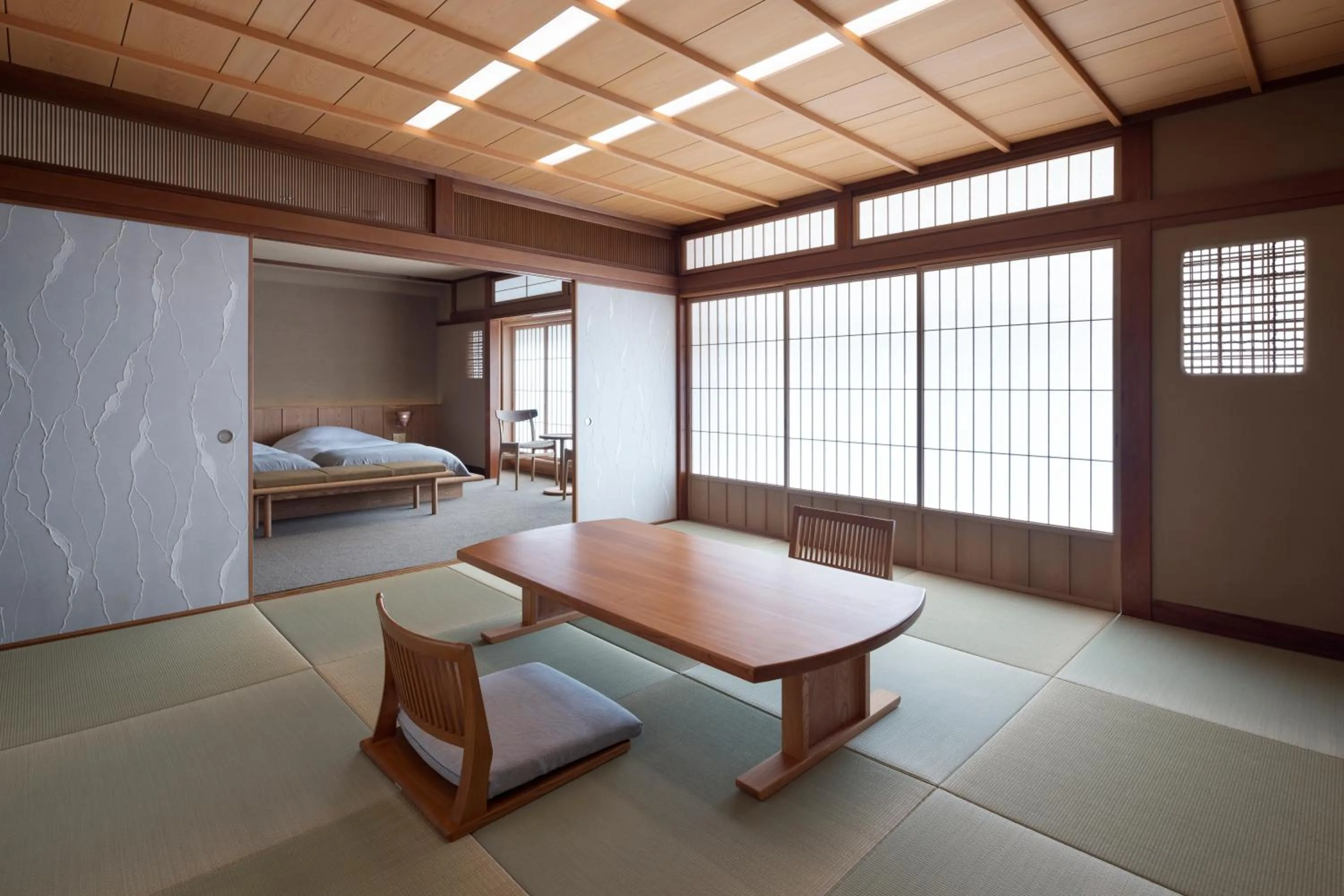 Photo of the whole room, Bed in Mikuniya