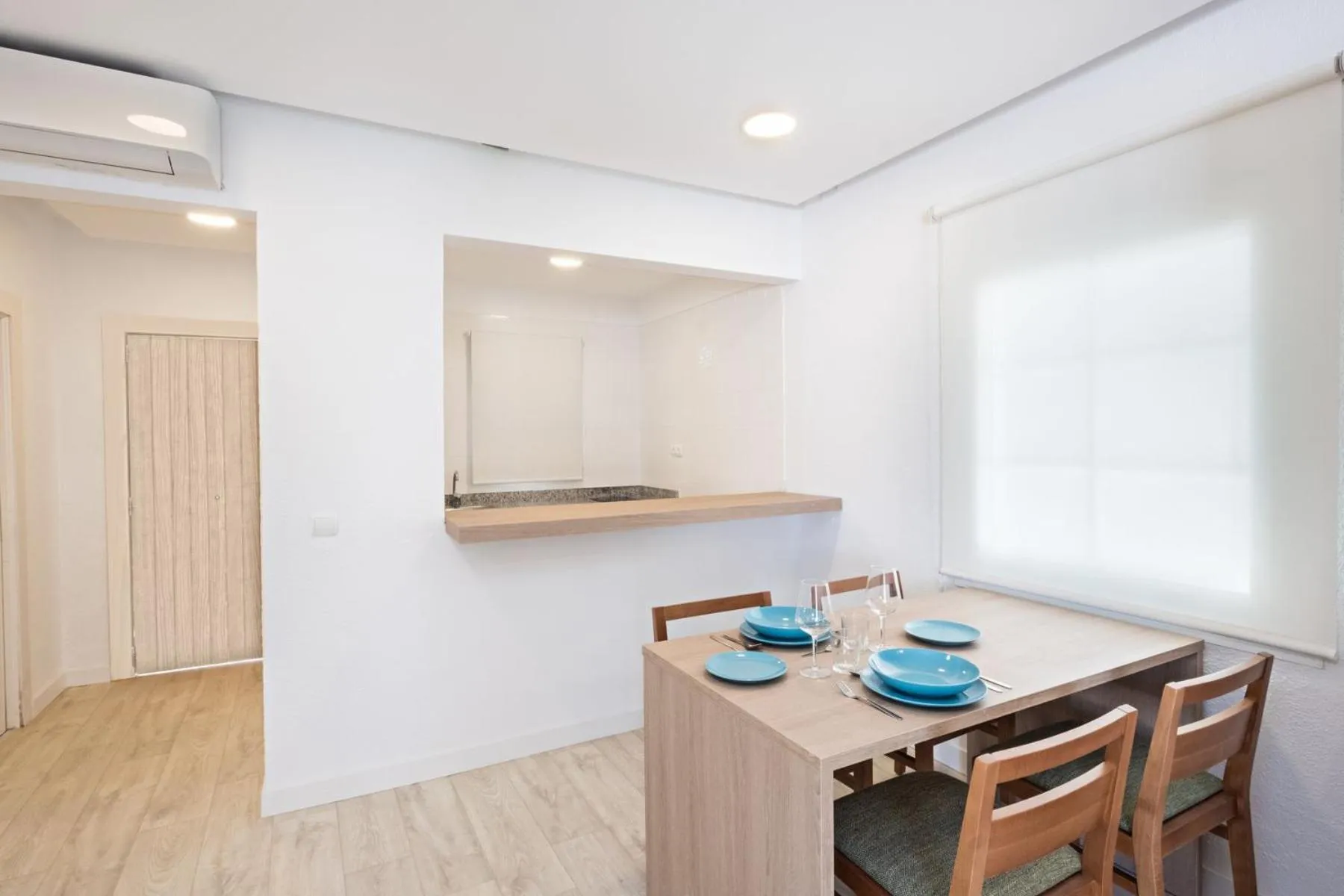 Kitchen or kitchenette in azuLine Hotel Palmanova Garden